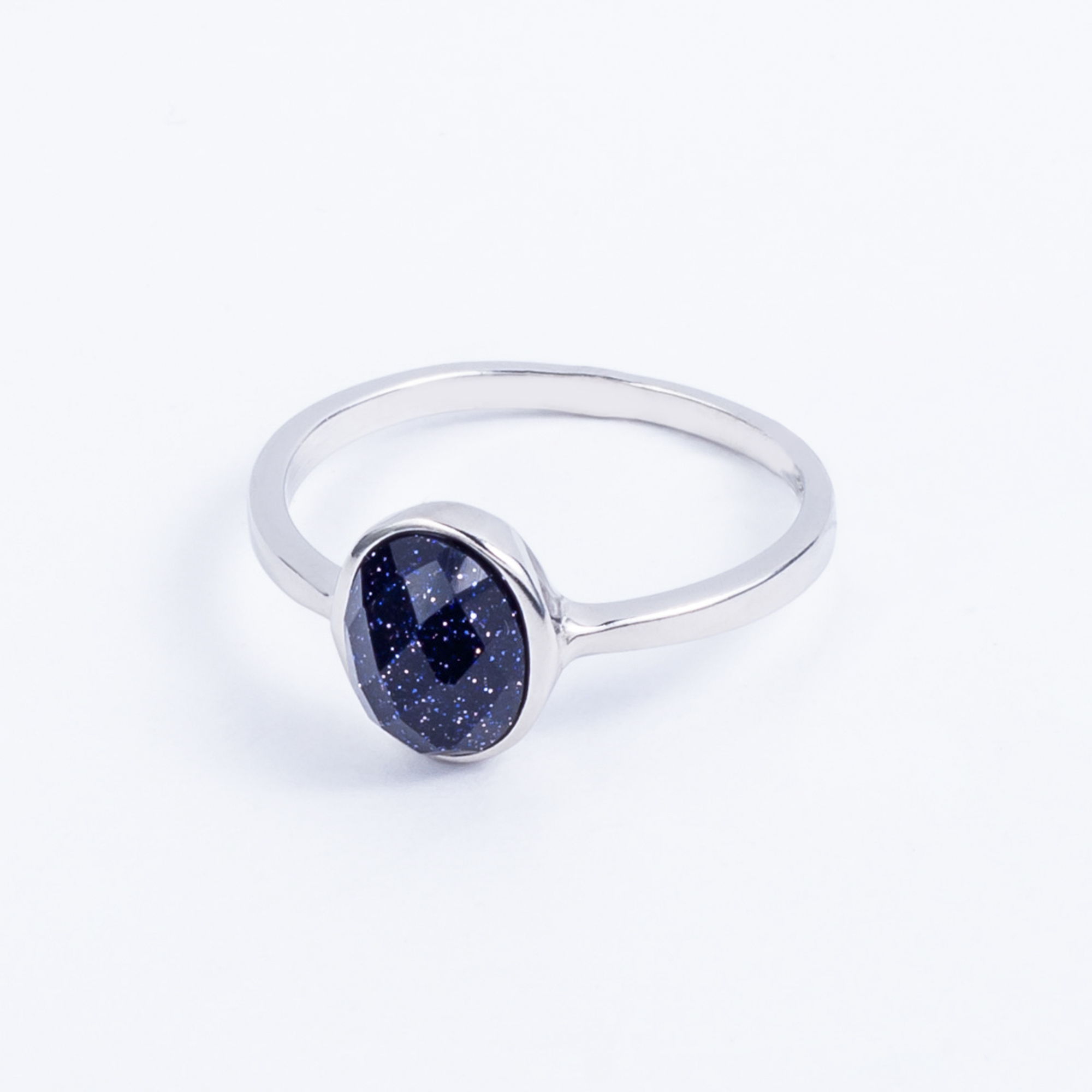 

Каблучка TOP Silver розмір 18,0 1,75 г