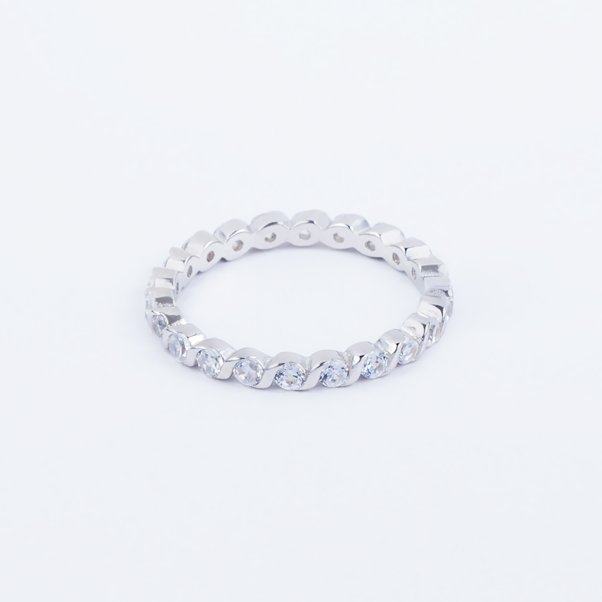 

Каблучка TOP Silver розмір 17,0 1,63 г