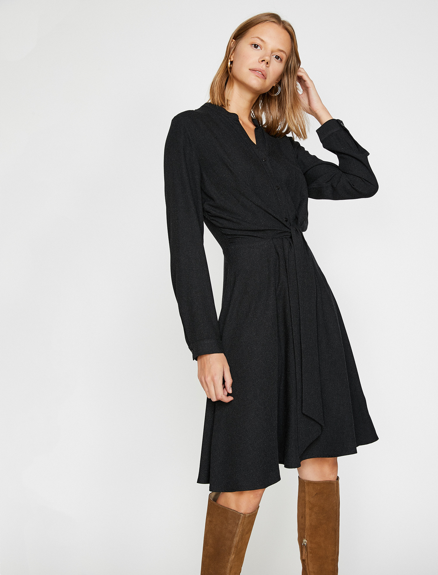 

Платье Koton 0KAK88679PW-999 38 Black