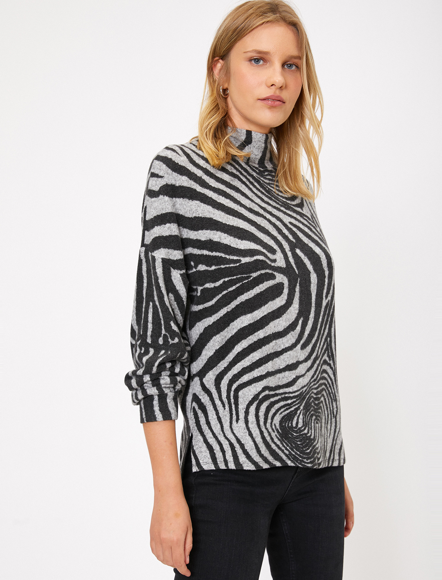 

Свитер Koton 0KAK13077EK-ZB1 M Zebra Stripe