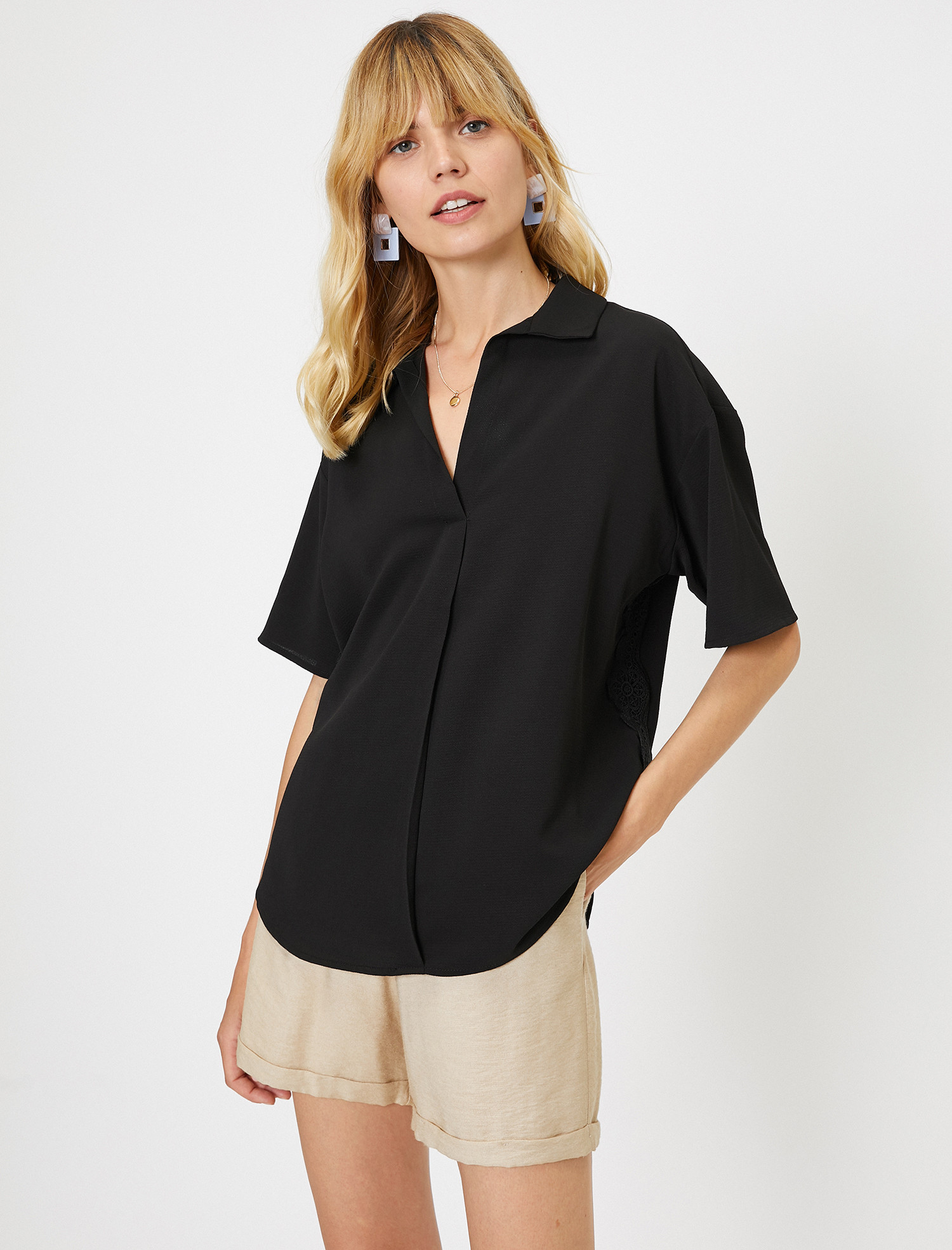 

Блузка Koton 0KAK68734PW-999 38 Black