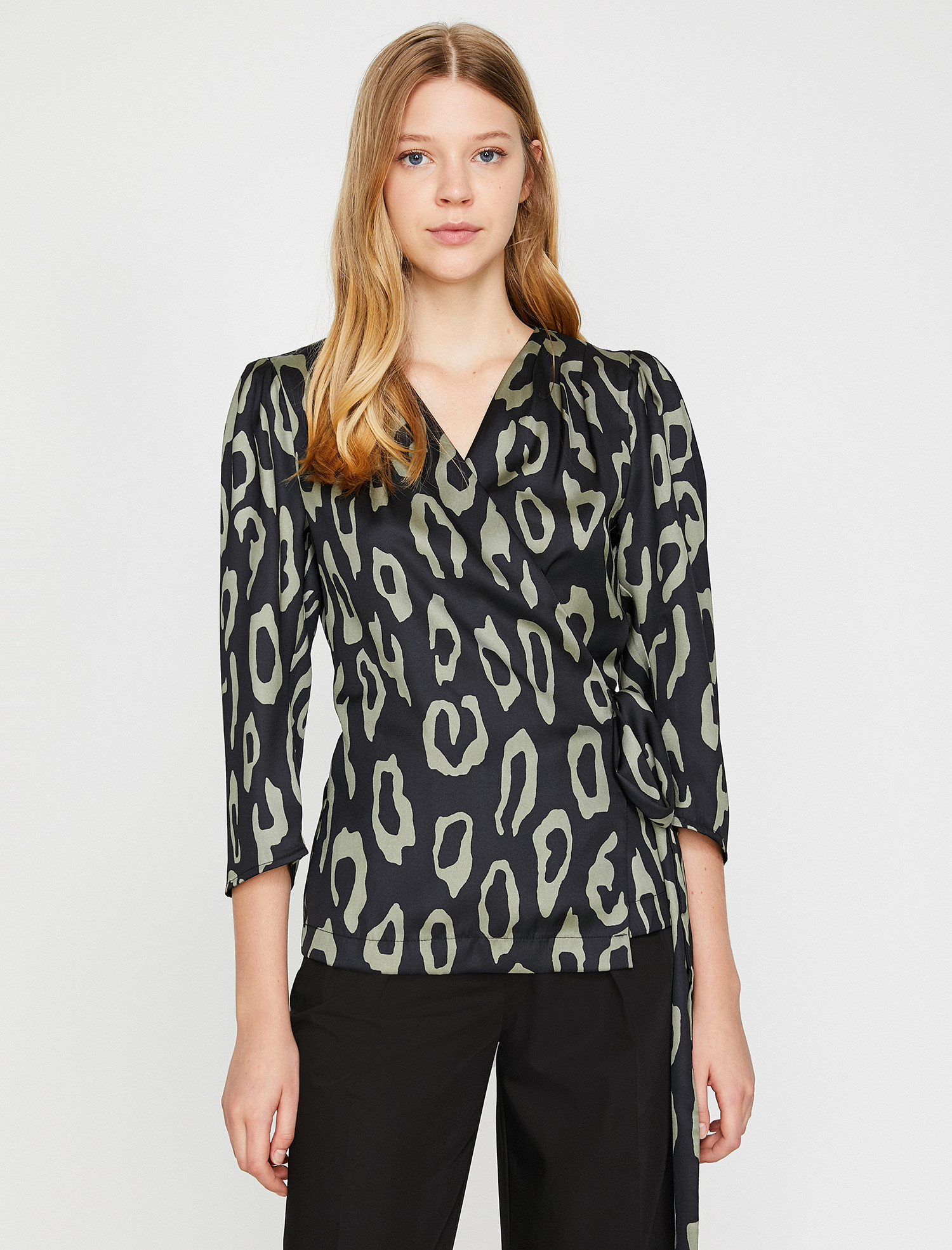 

Блузка Koton 0KAK68961PW-05V 42 Khaki Design
