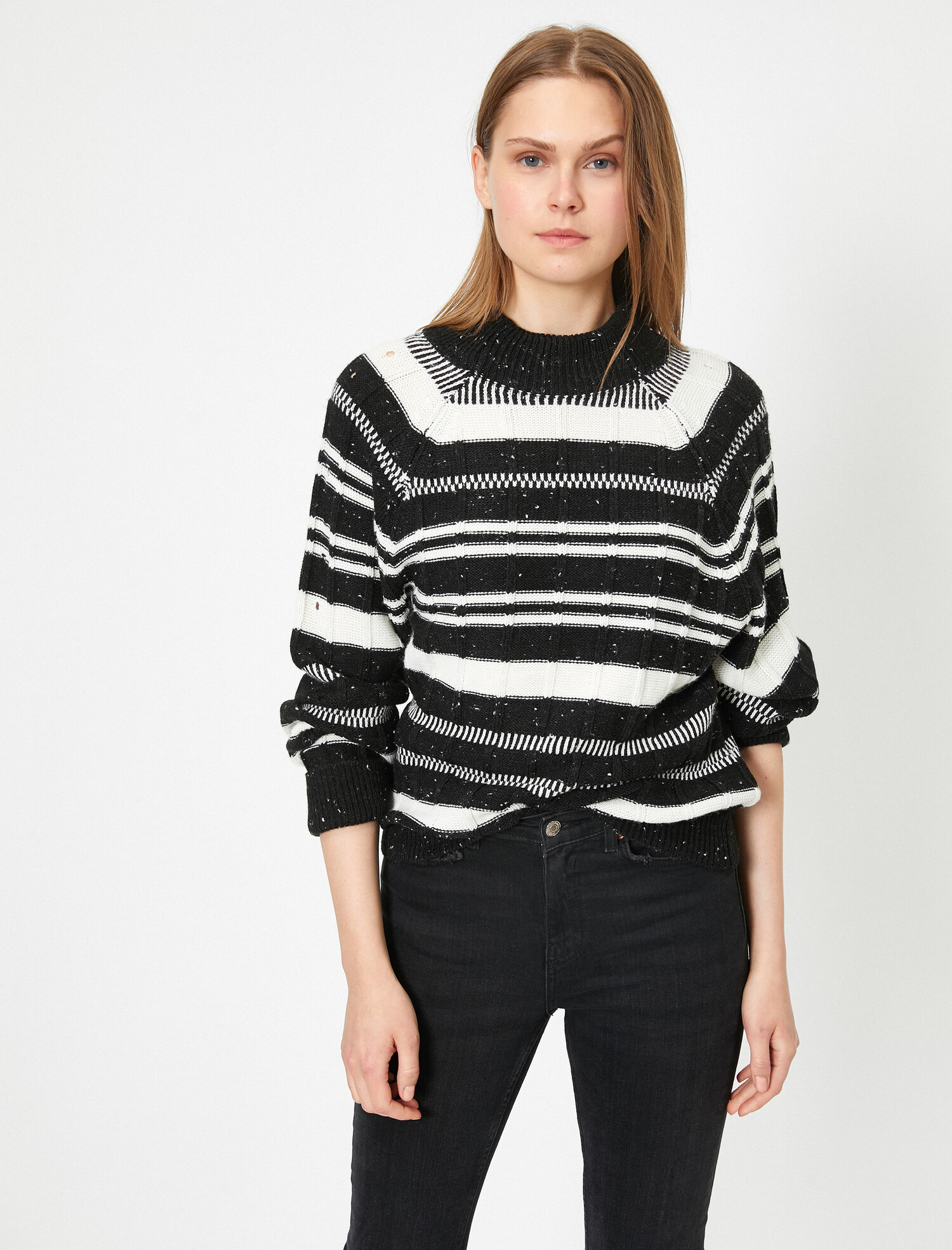 

Свитер Koton 0KAF90372GT-02N M Black Stripe