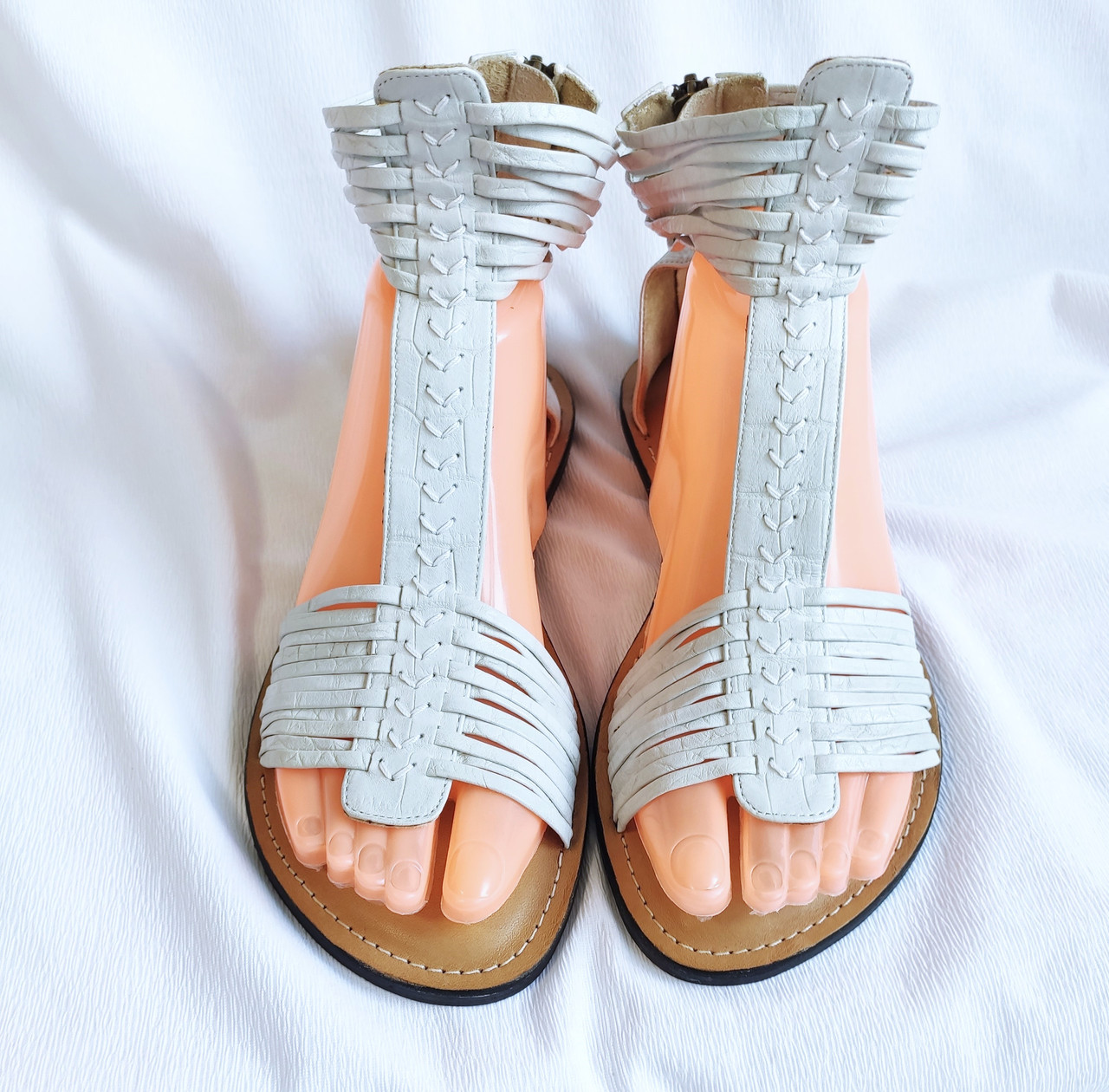 

Сандалии J Shoes 38р EU39 белые 20-00195
