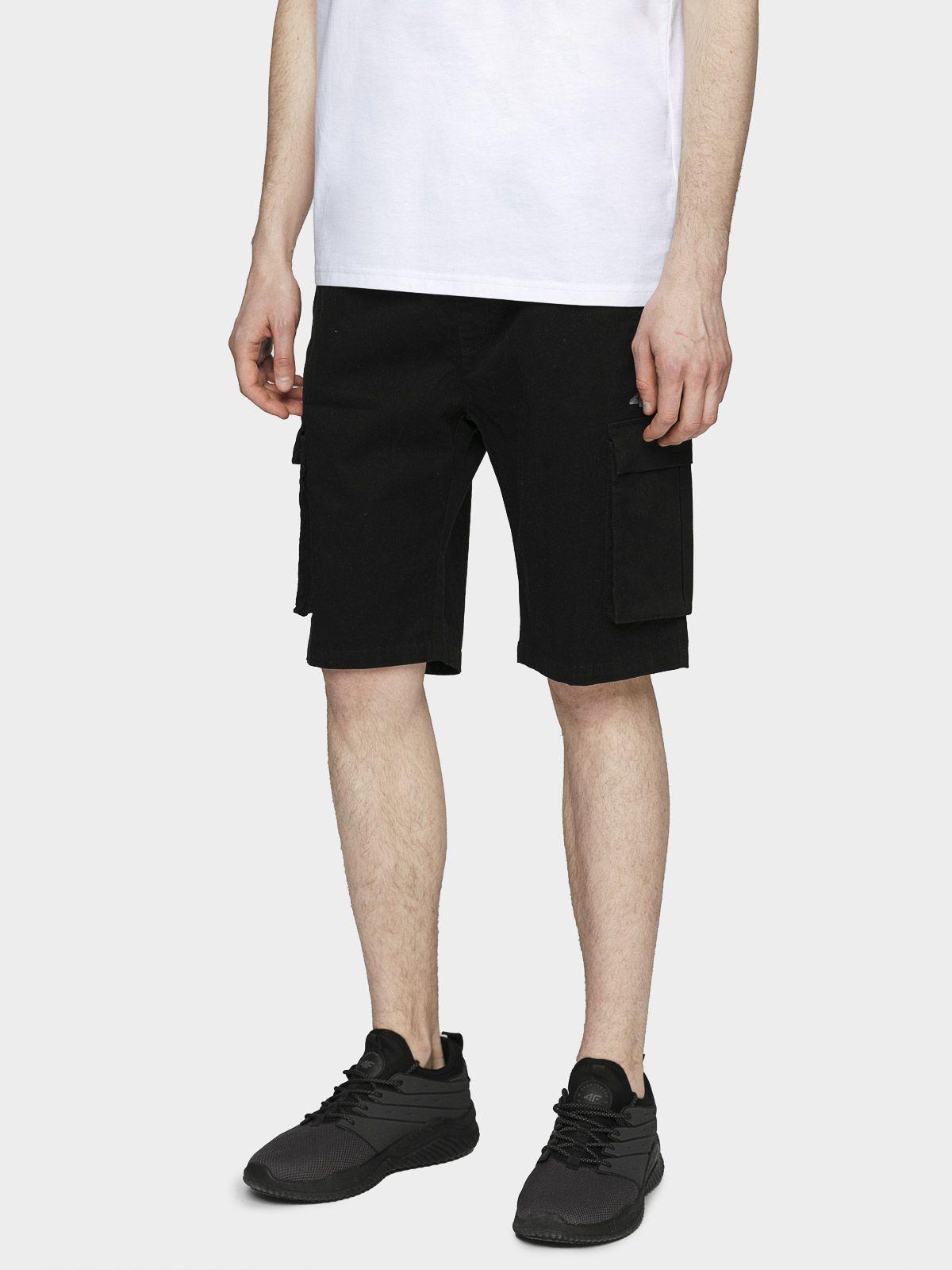 

Шорты 4F H4L21-SKMC010-20S  Deep Black, Шорты 4F H4L21-SKMC010-20S L Deep Black