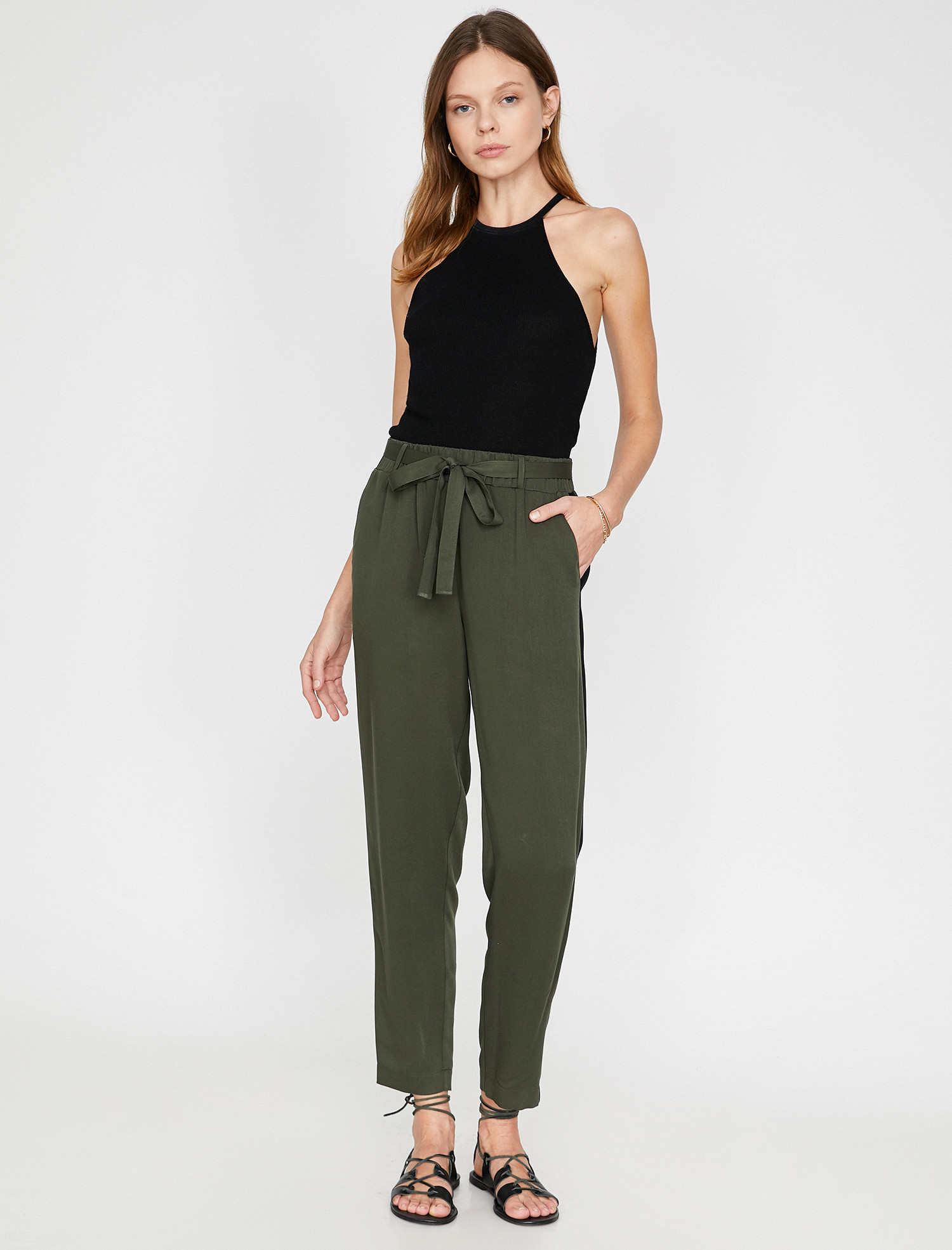 

Брюки Koton 9YAK42820UW-890 38 Khaki