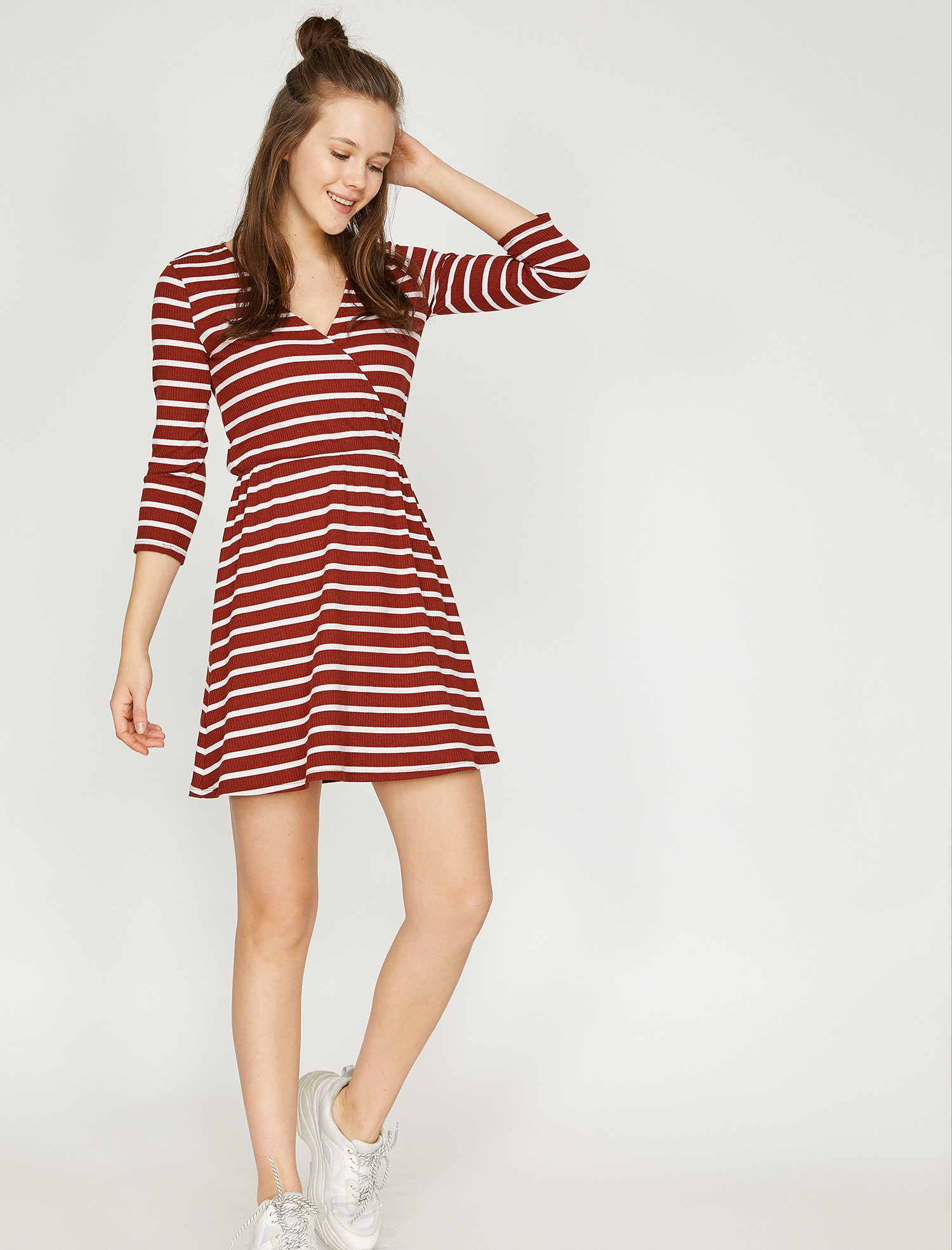 

Платье Koton 9YAL88003IK-48Y L Brown Stripe