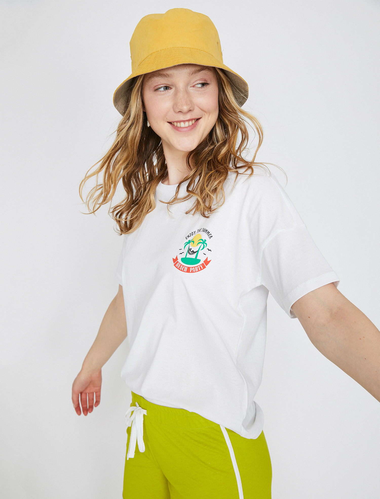 

Футболка Koton 9YAL18329IK-000 M White
