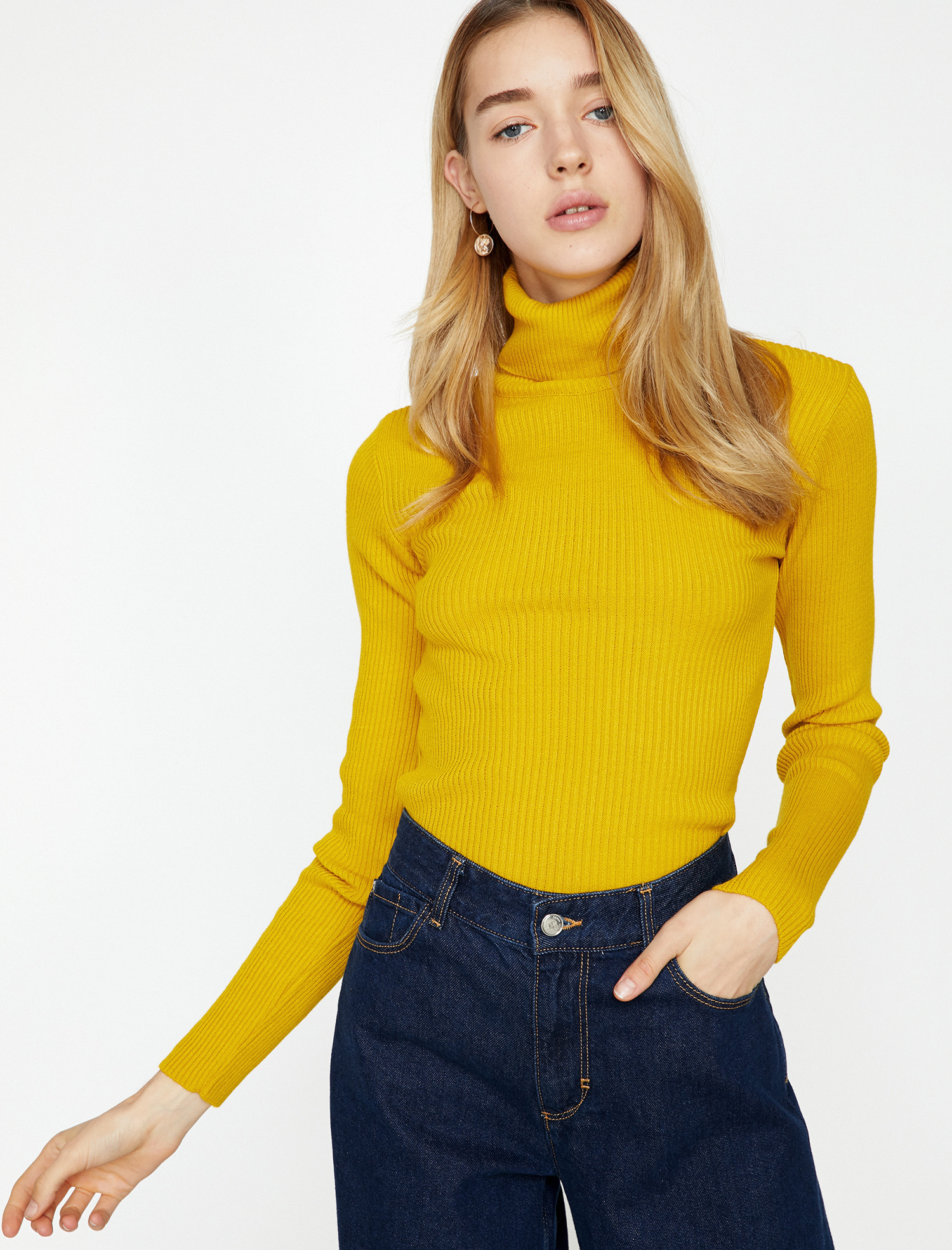 

Свитер Koton 9KAK92817HT-156 S Yellow