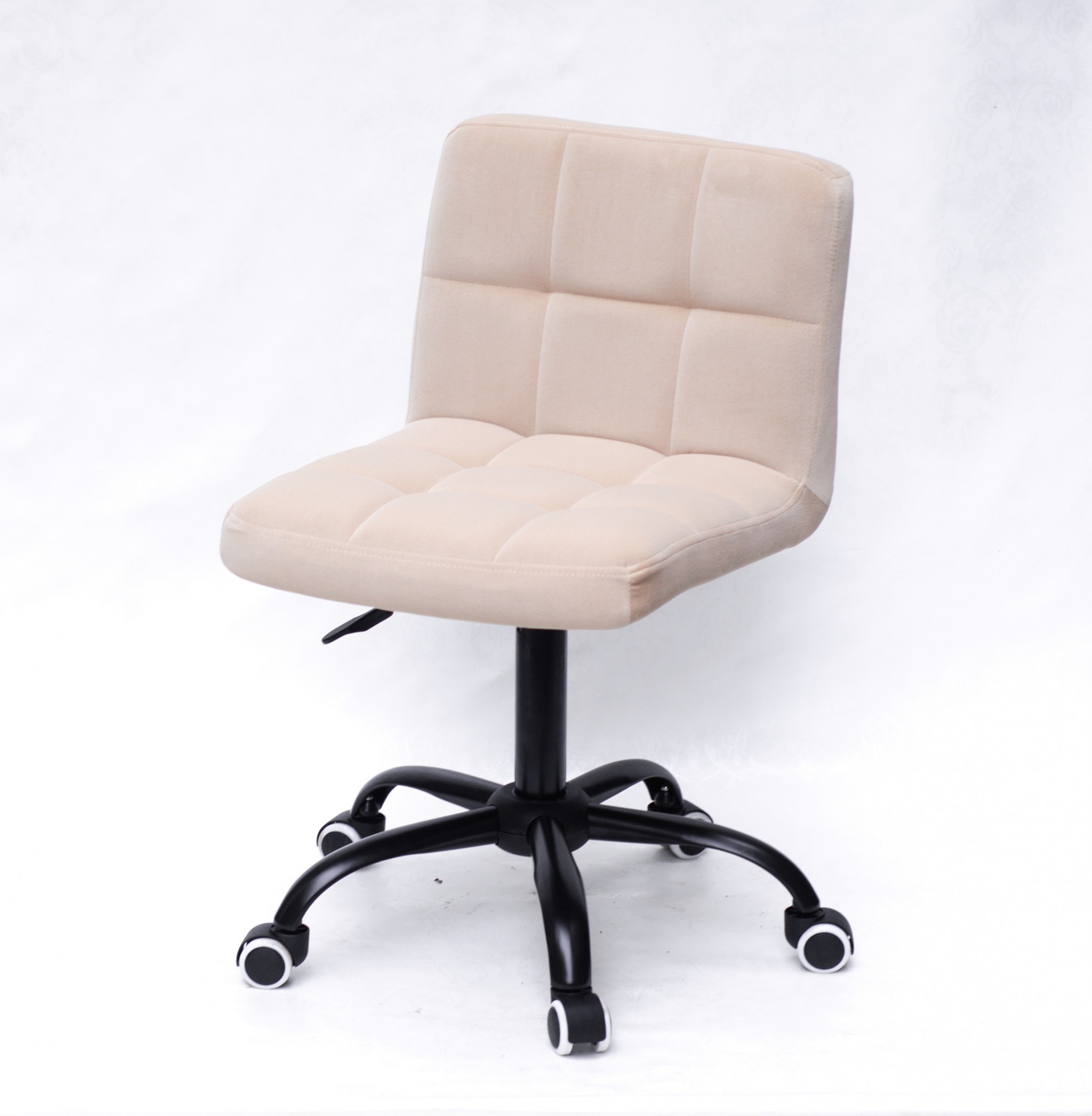 

Кресло офисное Onder Mebli ARNO Б-Т БЕЖЕВЫЙ В-1005 BK-OFFICE