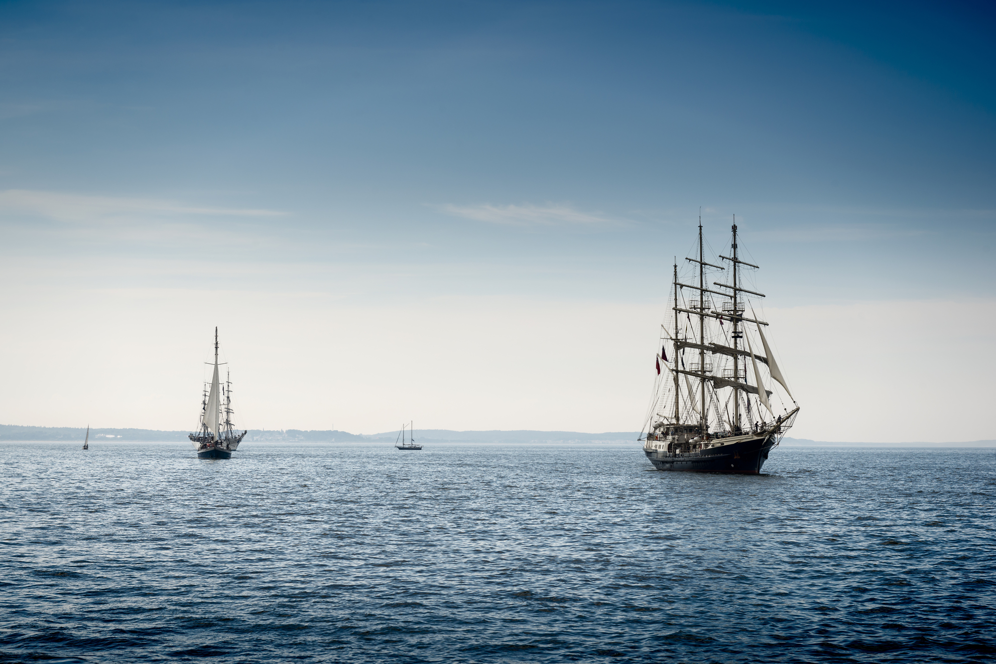 

Фотообои Море 'Бригантина' (3965) , Холст