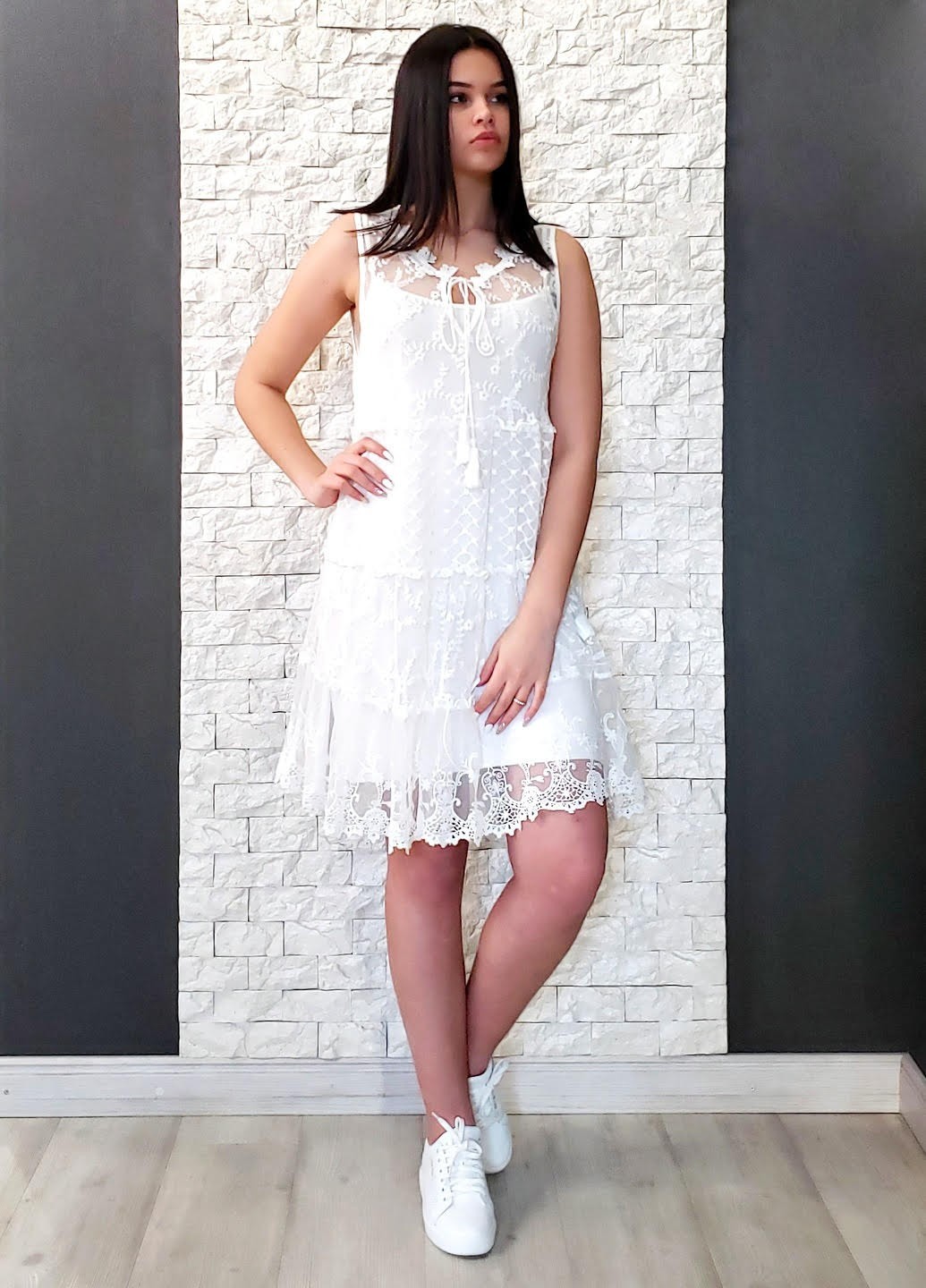 

Платье Miho's белый S-M 32-6223