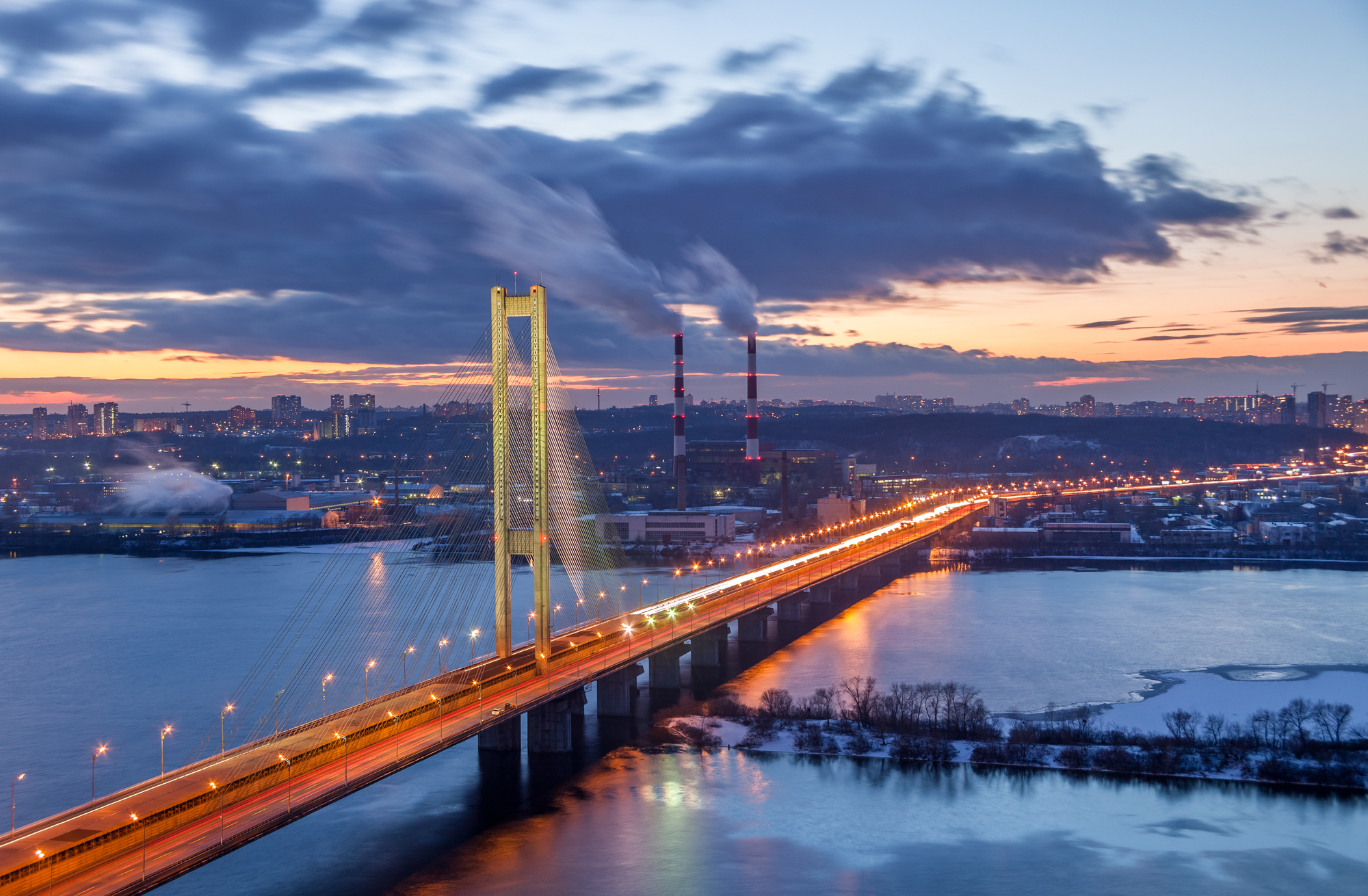 

Фотообои Архитектура 'Мост с подсветкой' (3552) , Мелкий песок