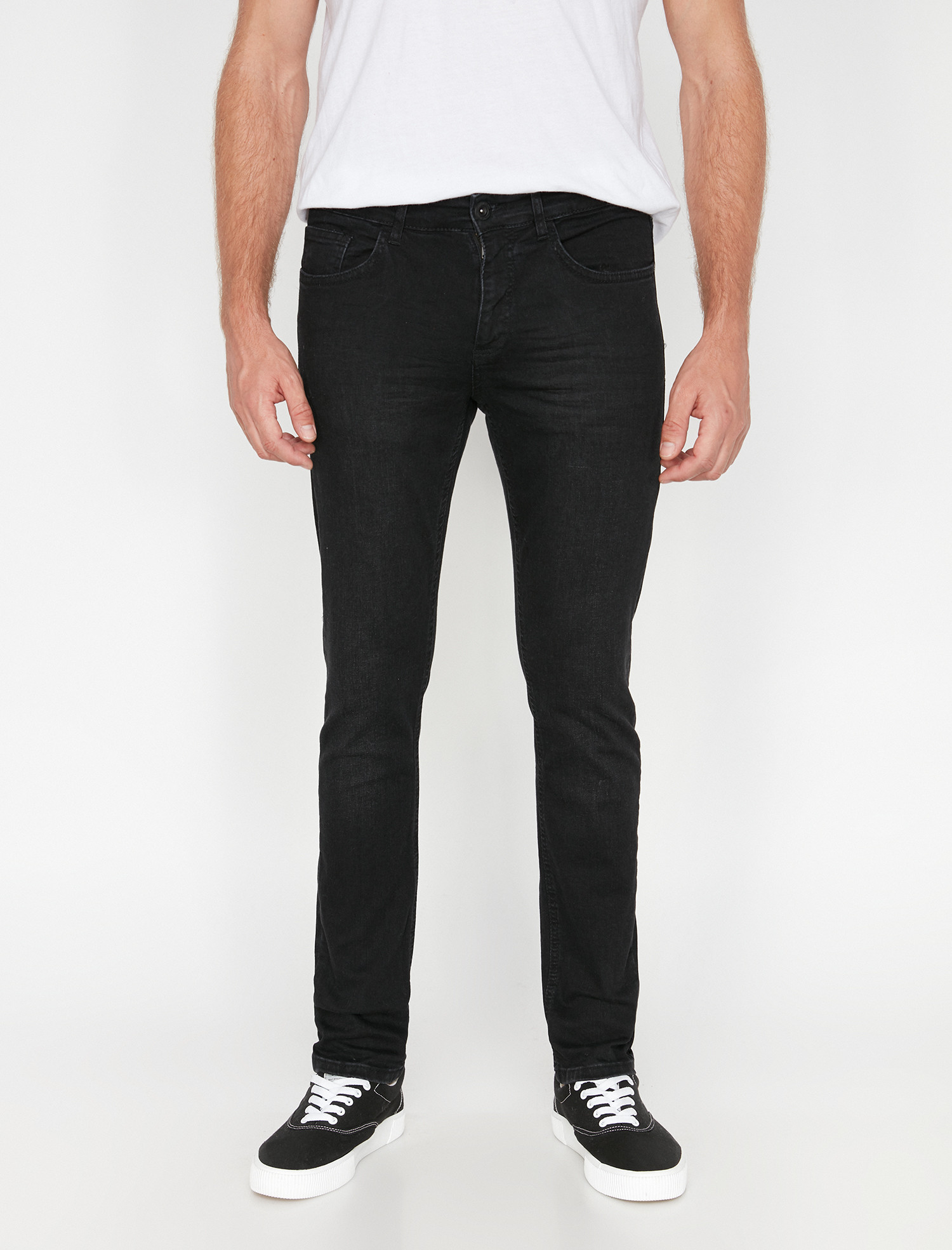

Джинсы Koton 0KAM43187LD-999 31-30 Black