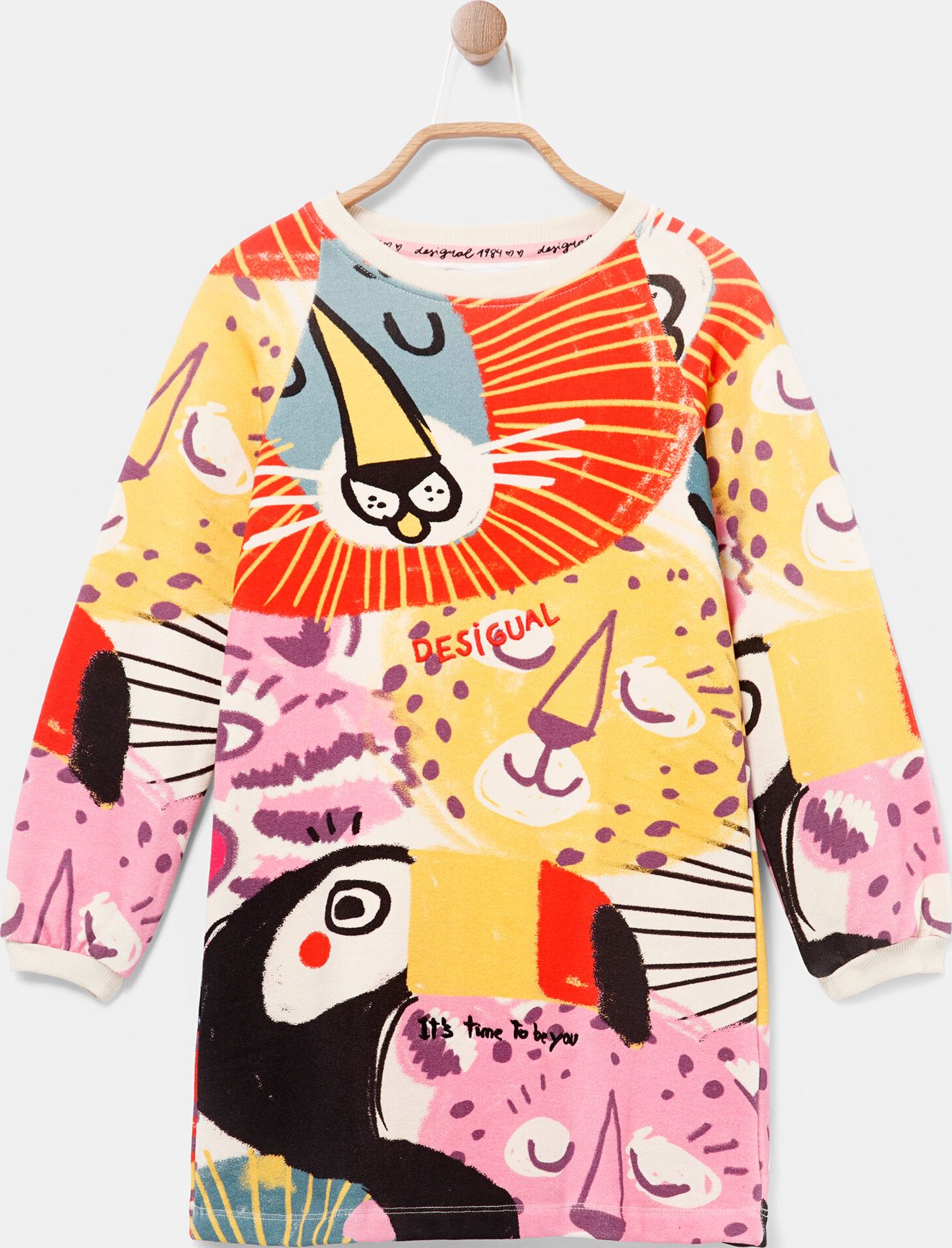 

Платье Desigual 20WGVK47-9019 104 см (8445110057117)