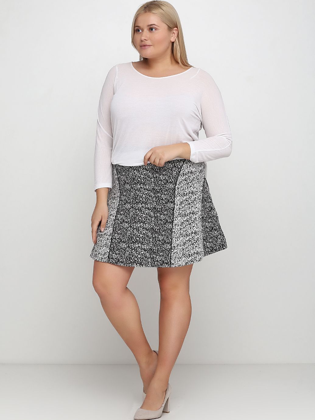 

Юбка H&M 2554200 46 Белая с черным