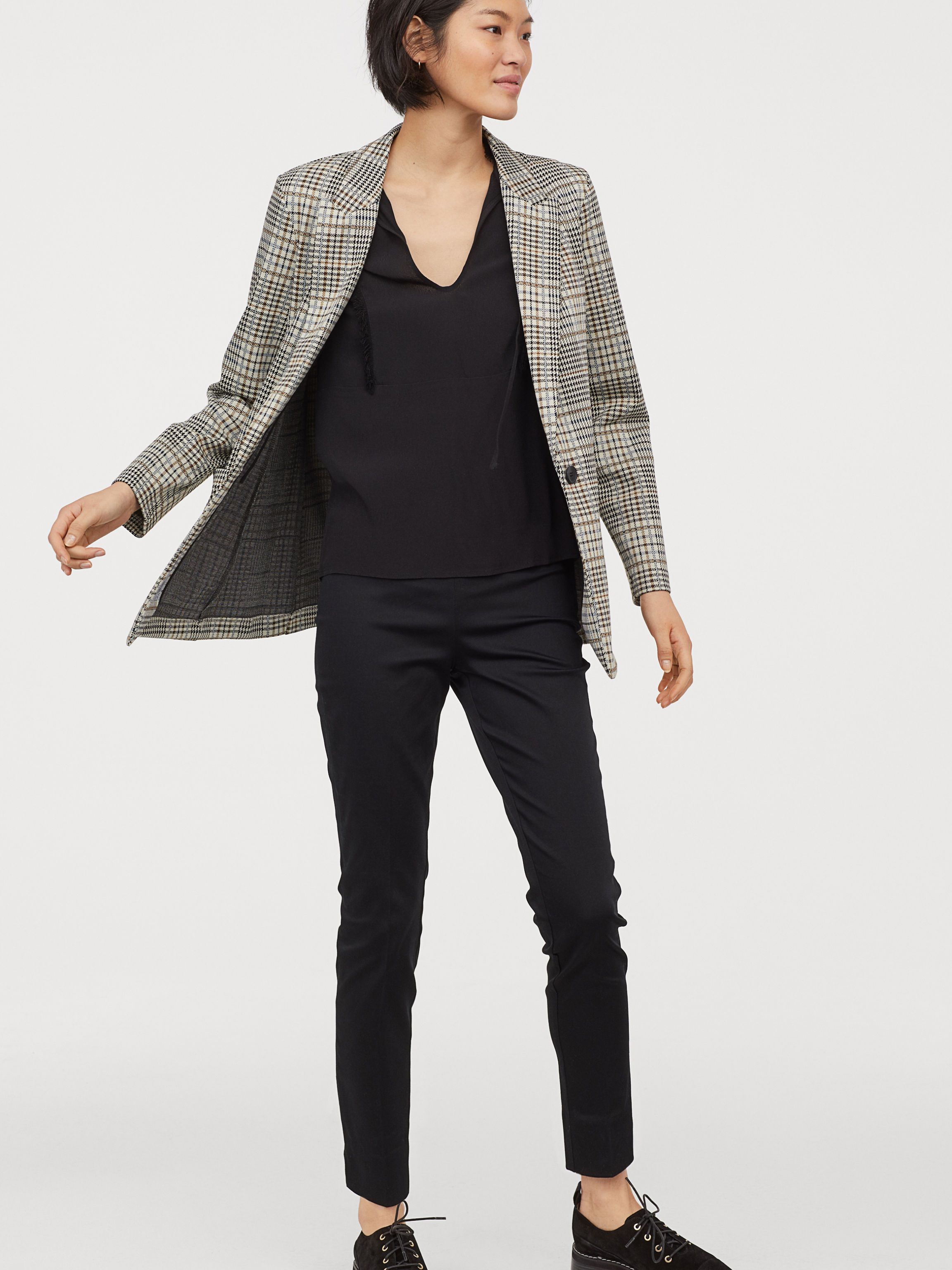

Брюки H&M 5737168 32 Черные