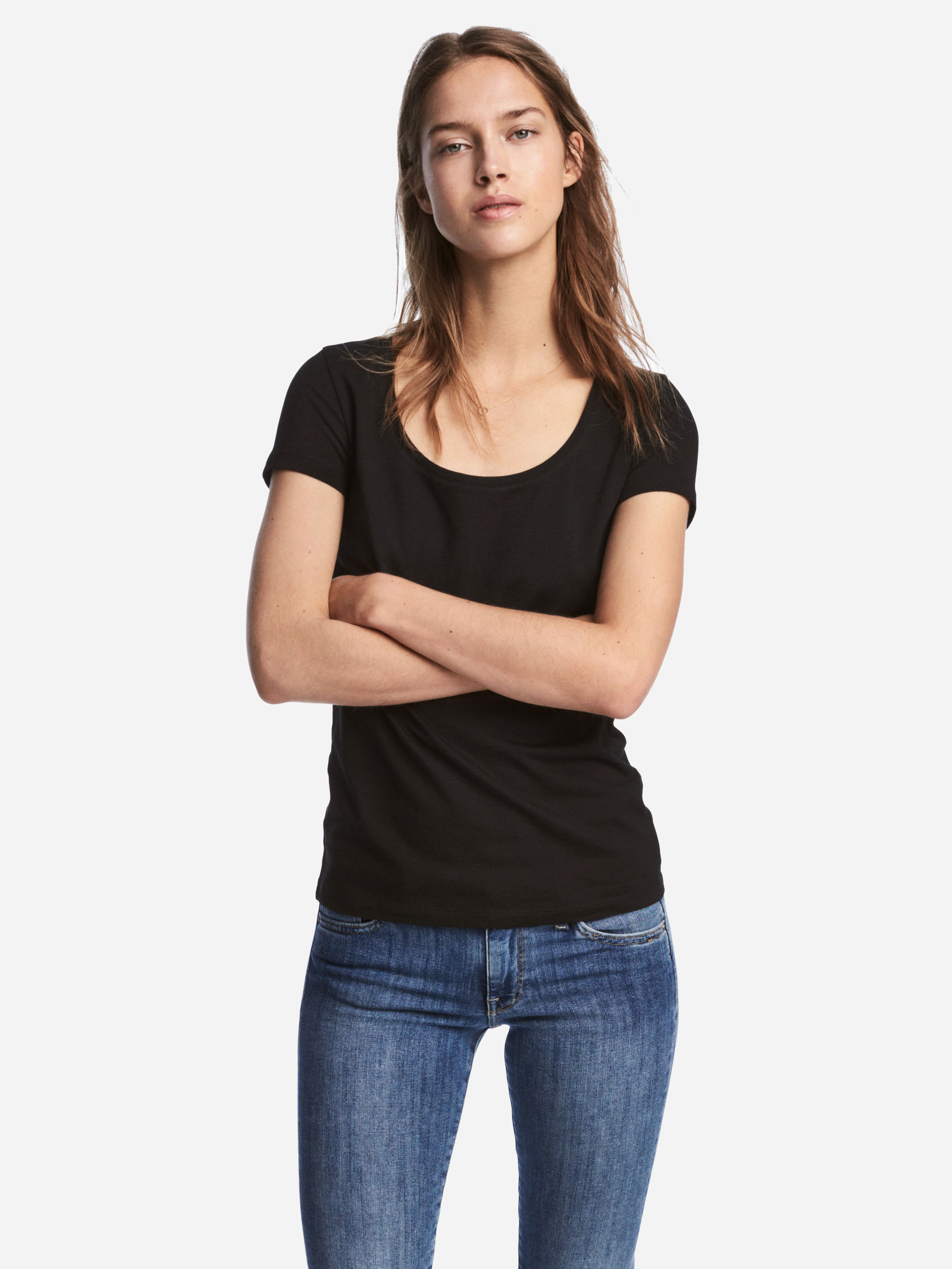 

Футболка H&M 2649846 L Черная