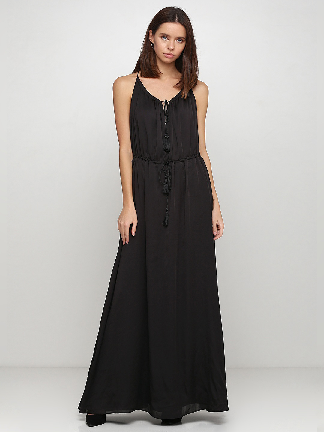 

Платье H&M nasn03-1888 38 Черное