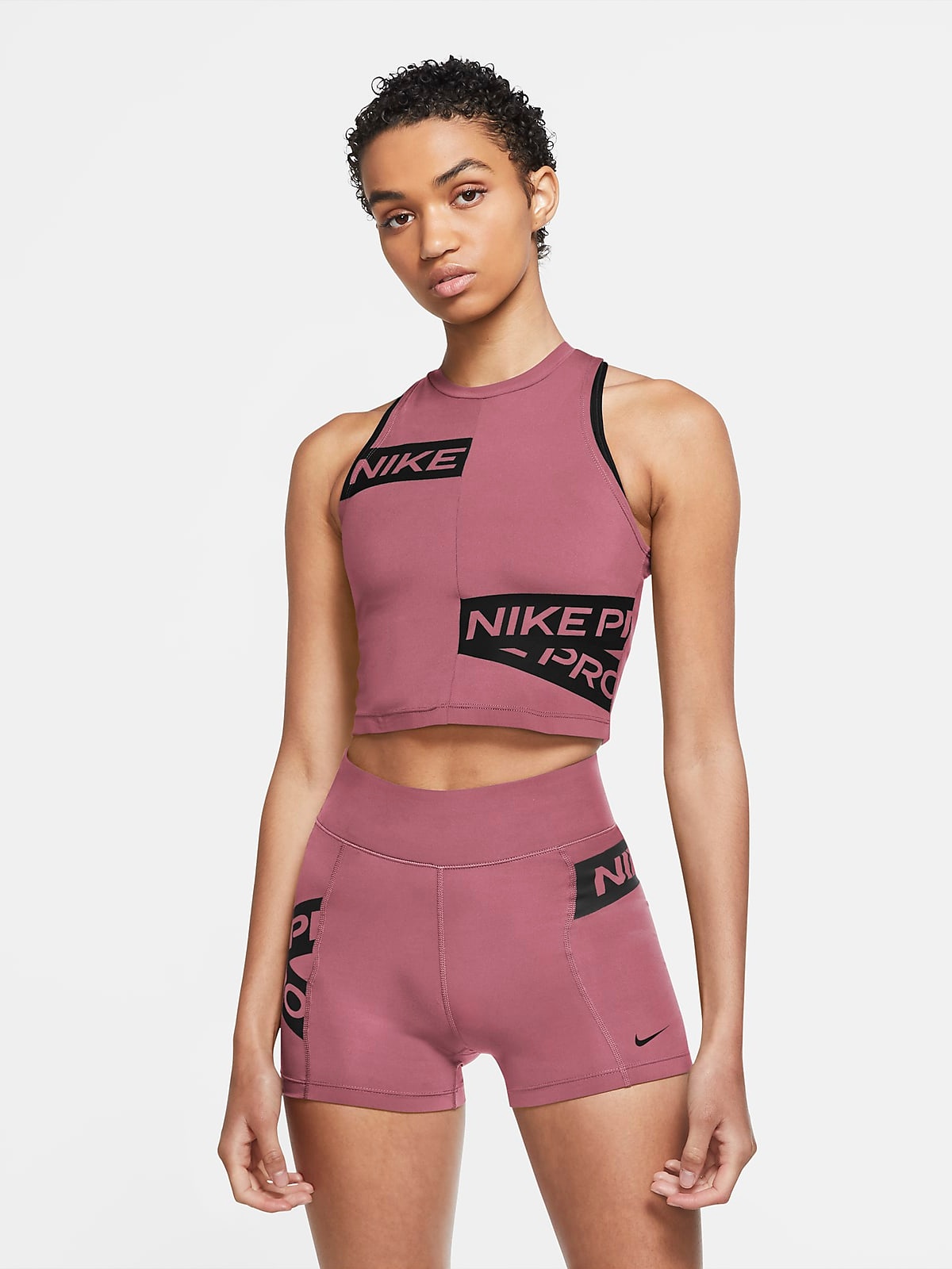 

Спортивный топ Nike W Np Tank Crop Pp3 Trompe L CU4674-614 M