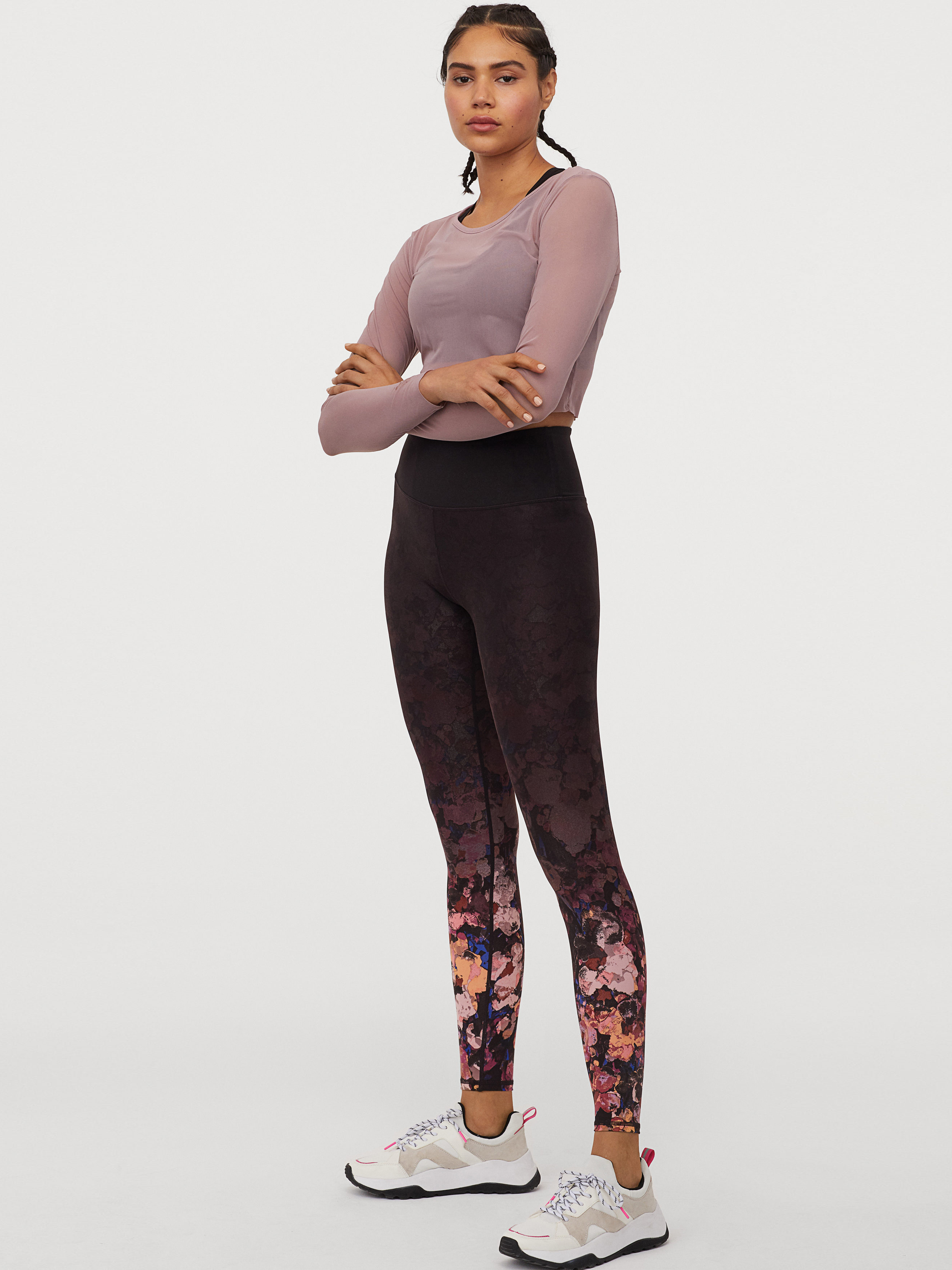

Спортивные леггинсы H&M Sport 0730683-1 S Черные с цветами