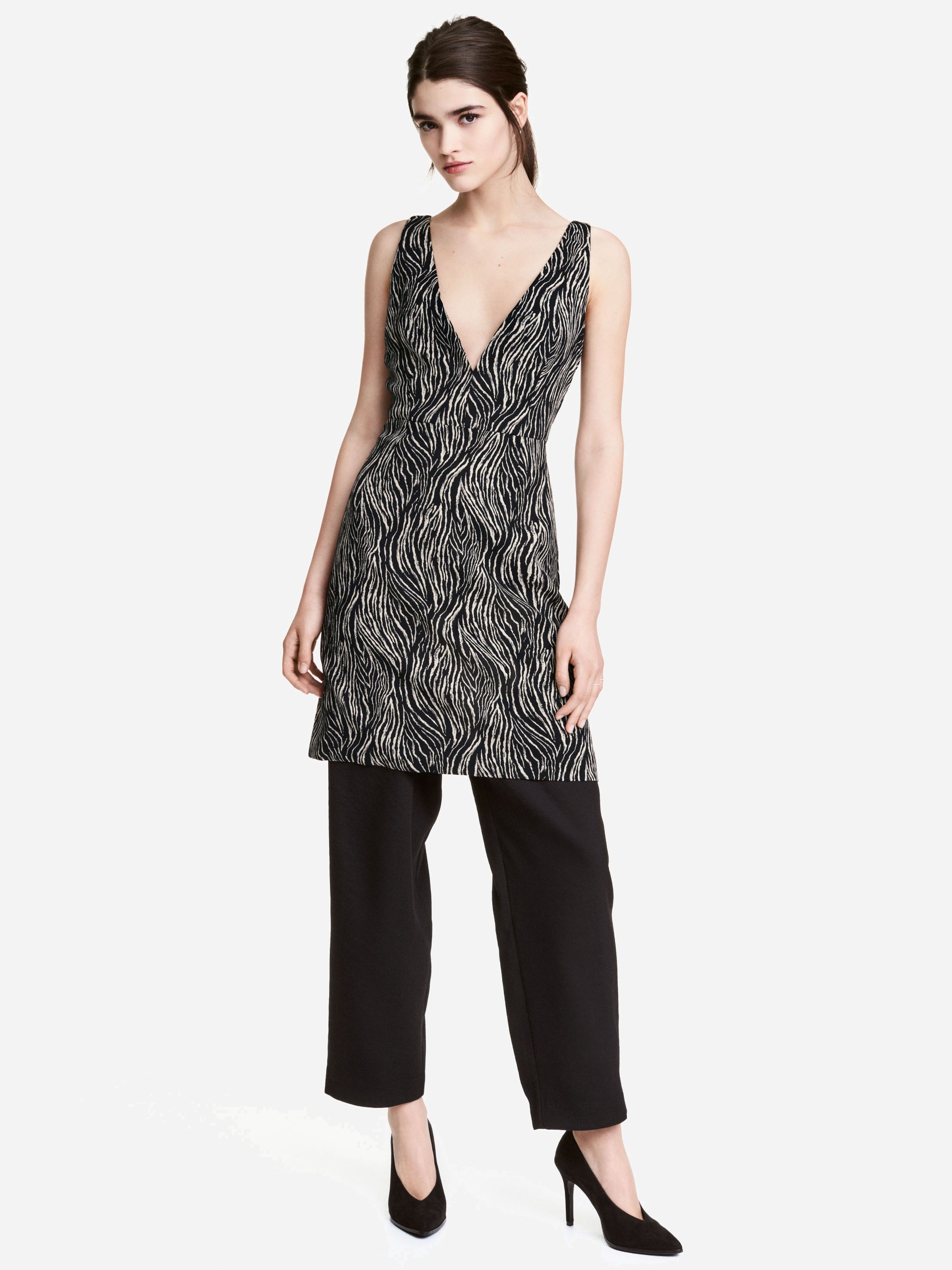 

Сарафан H&M 4934845-ACZX 36 Черный с бежевым