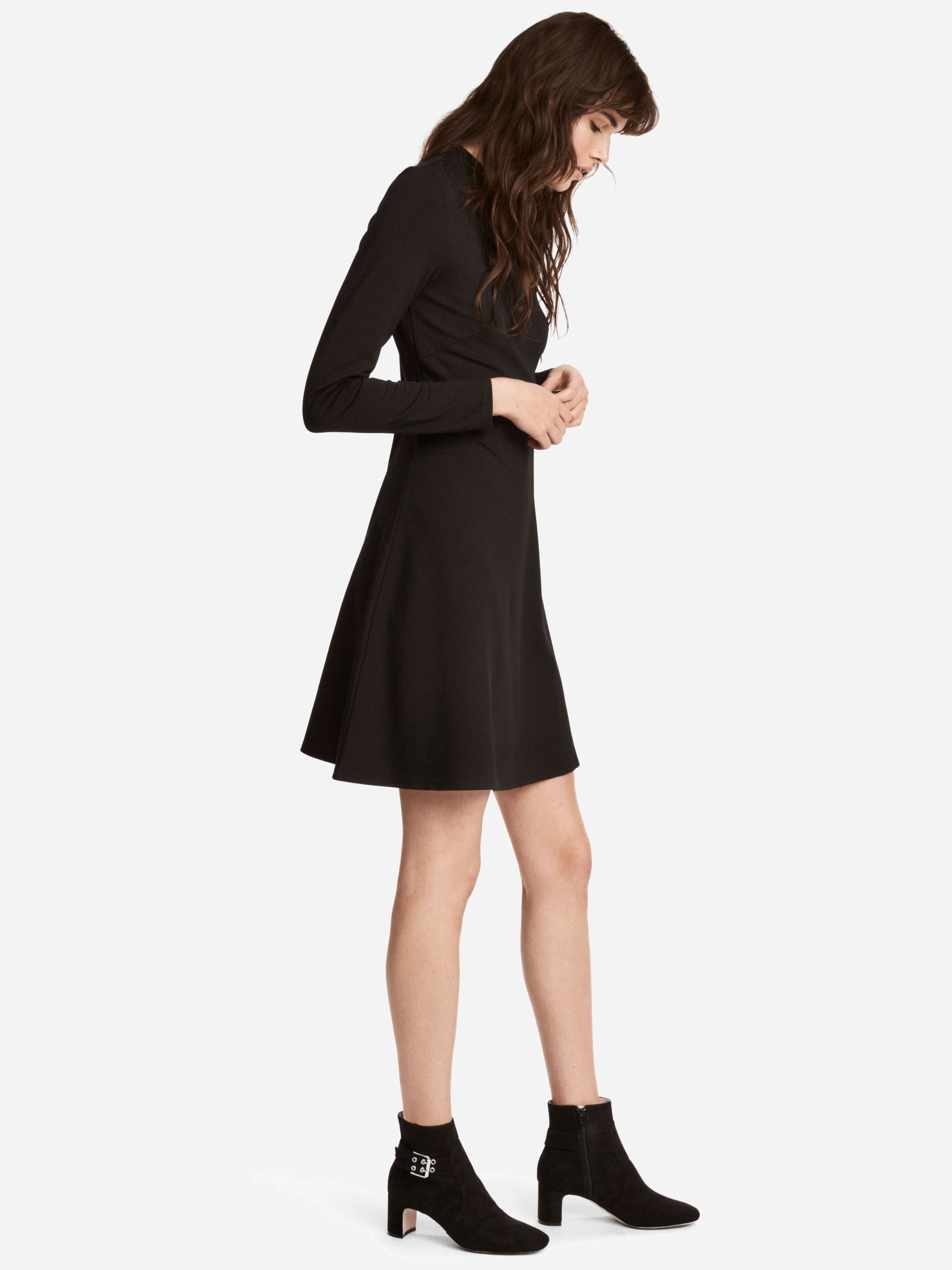

Платье H&M 5446196-AAAD XL Черное