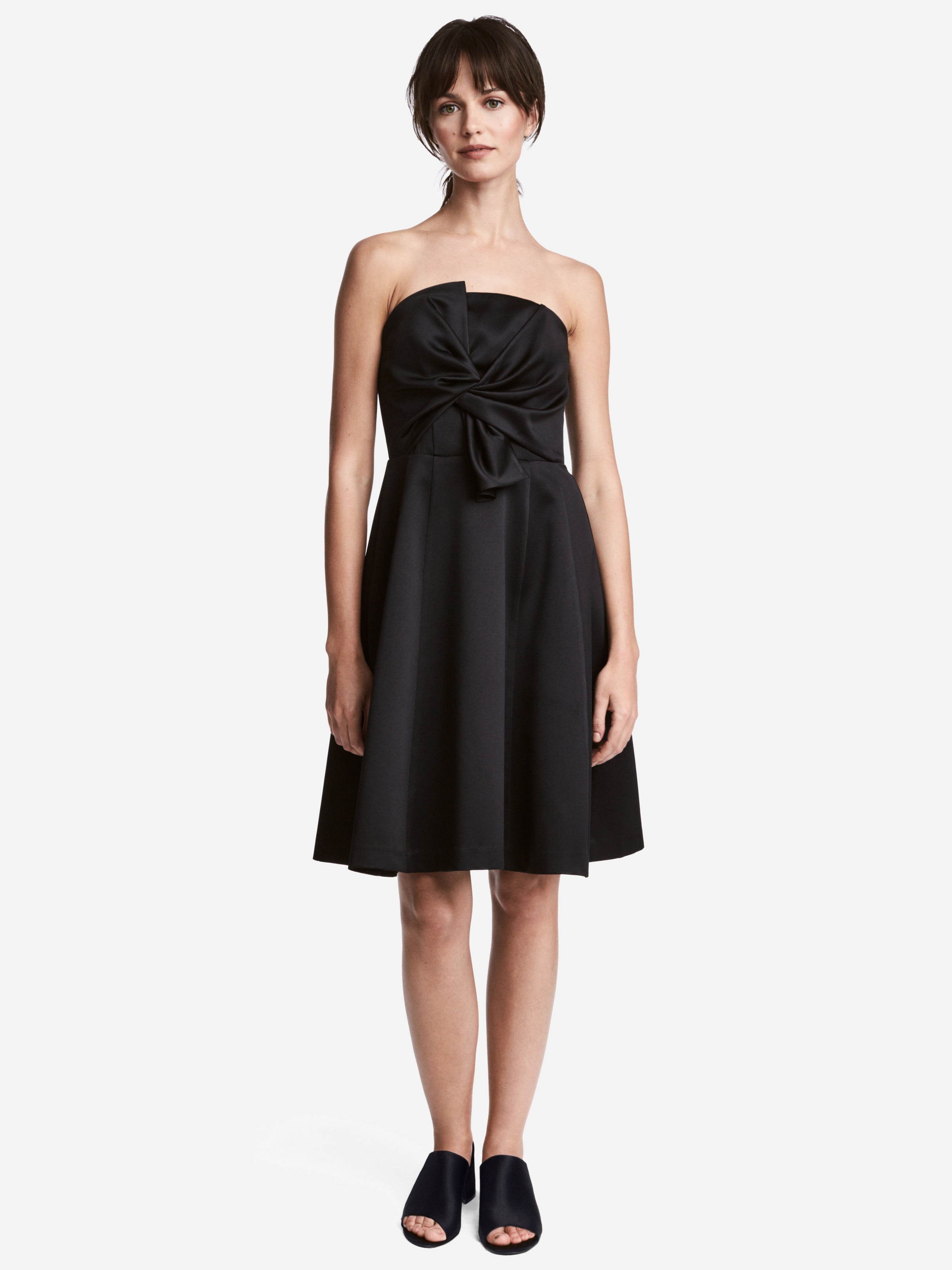 

Платье H&M 4969005-AAAD 38 Черное