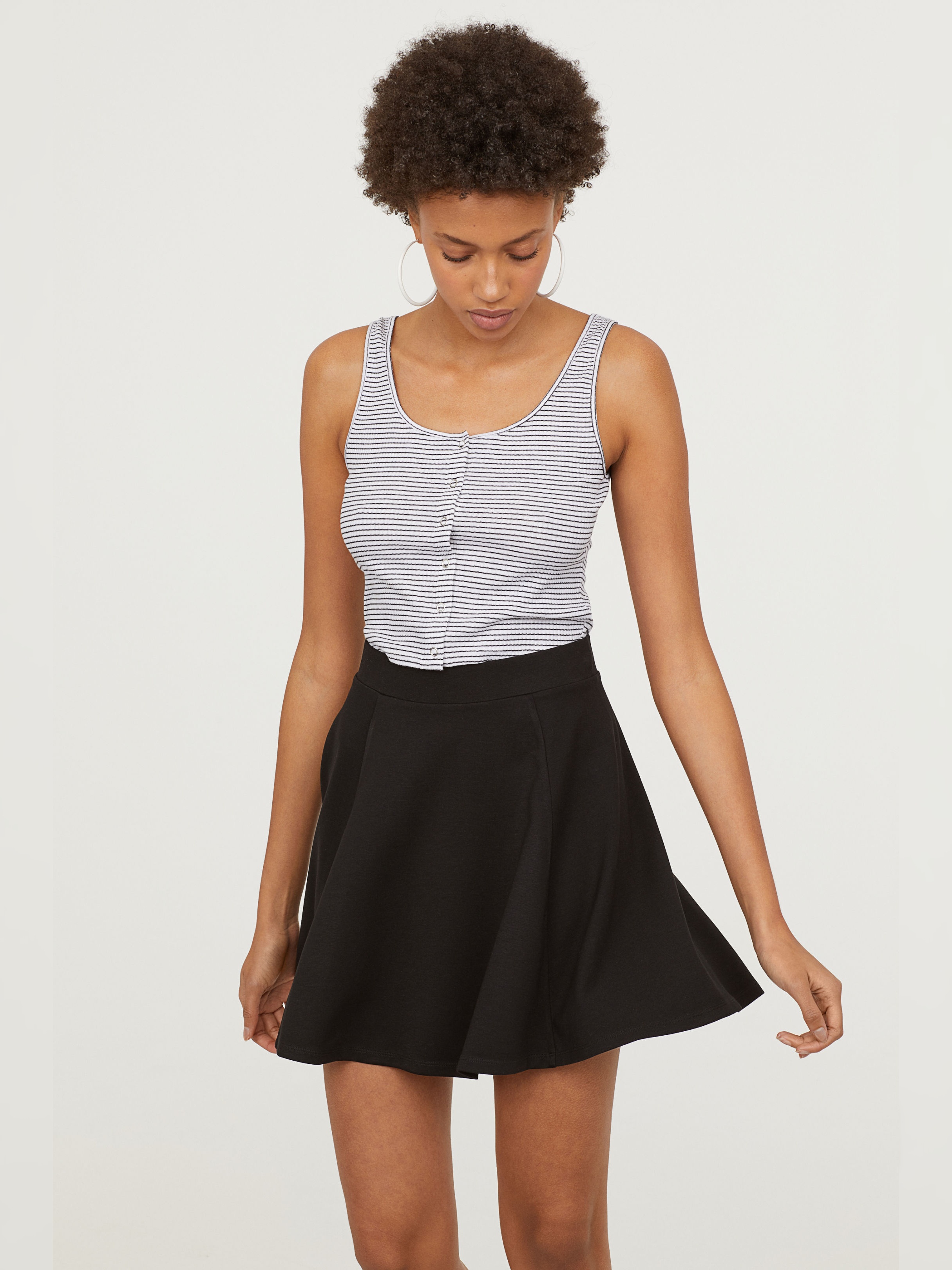 

Юбка H&M 3562896new1-AAAD XL Черная