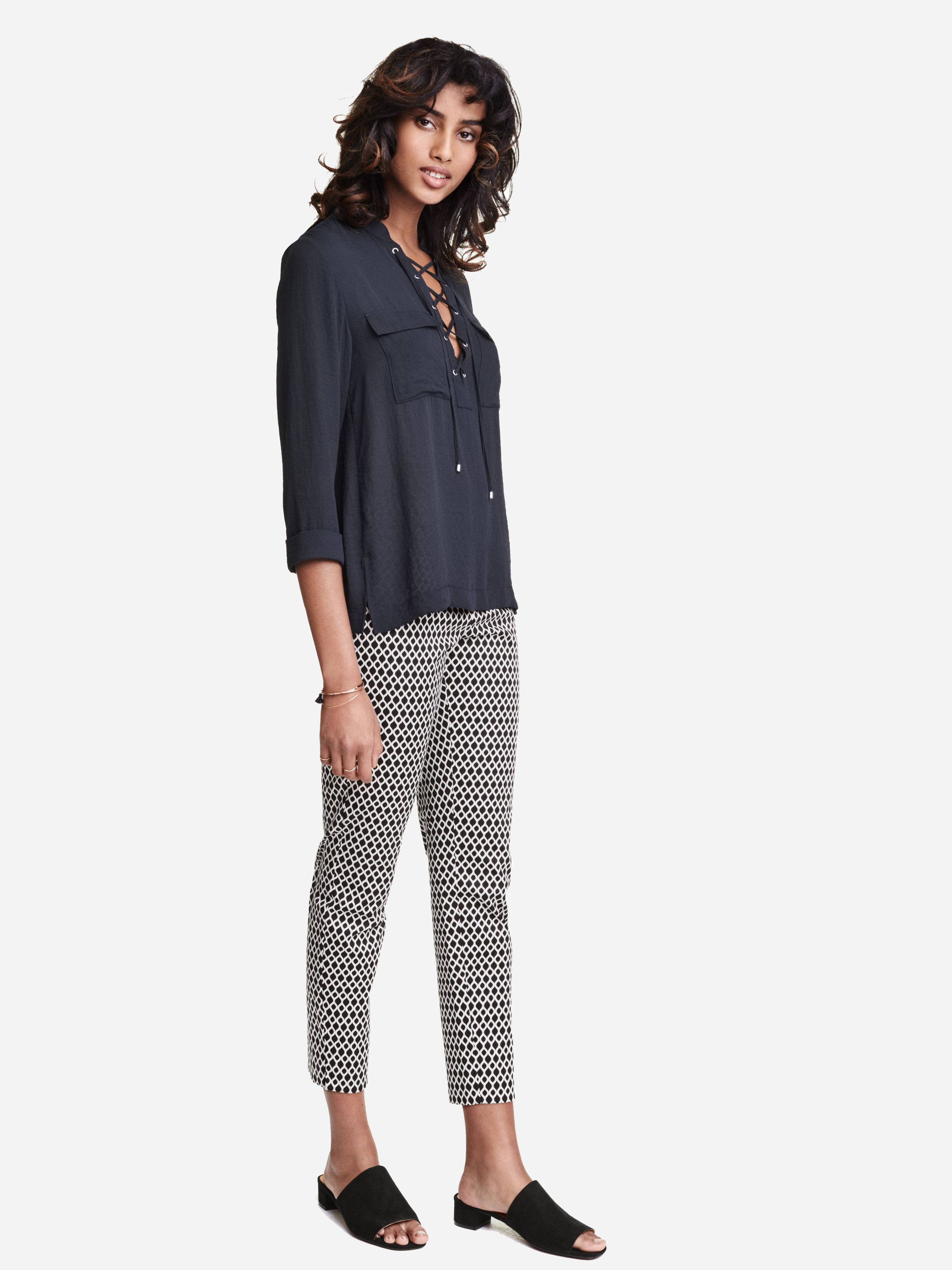 

Брюки H&M 3740723-ACRV 36 Черные с белым