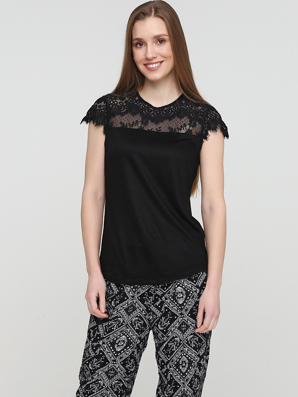 

Блузка H&M 0384435_чер S Черная