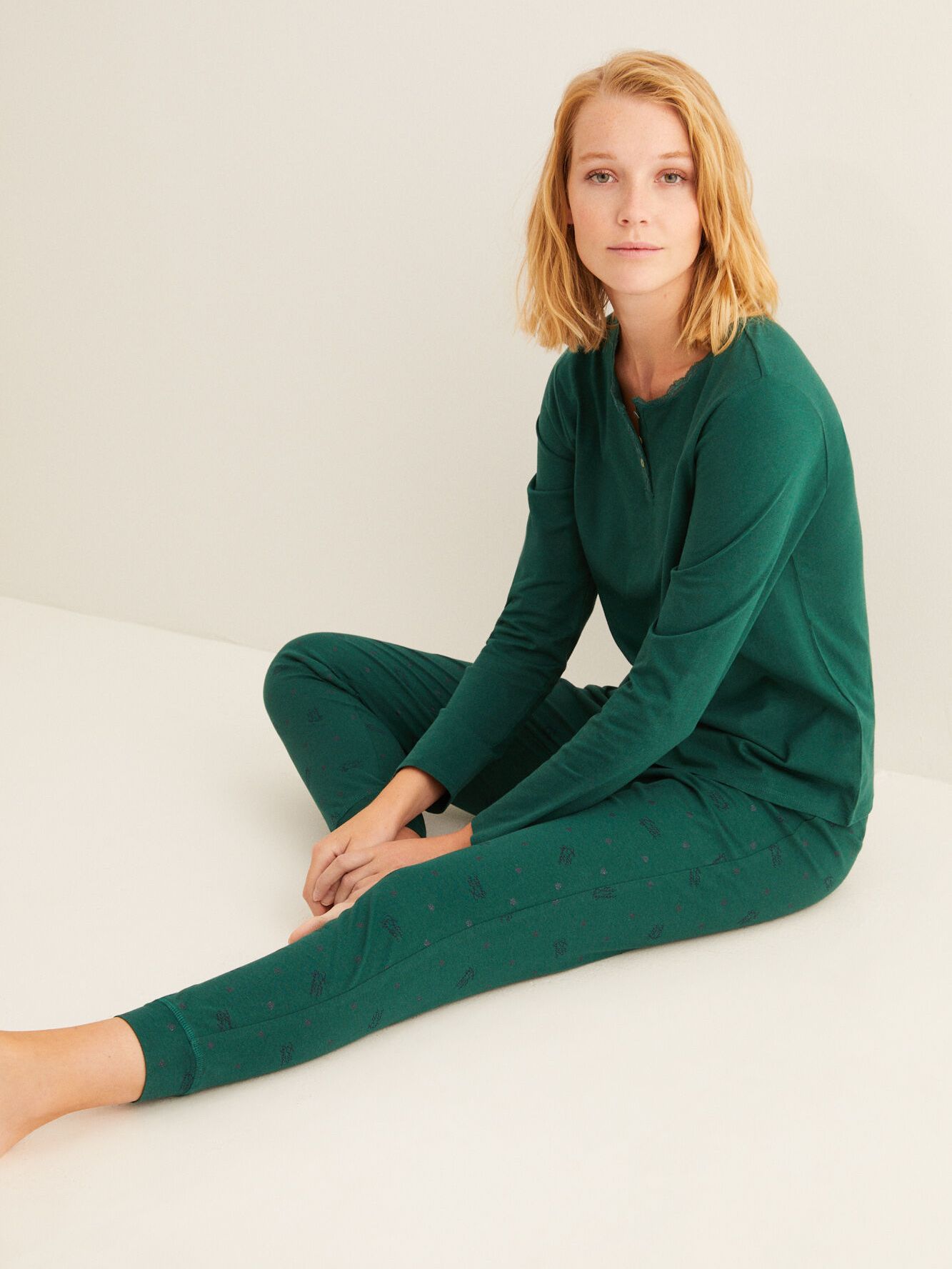 

Лонгслив Women'Secret 3278298 XS Зеленый