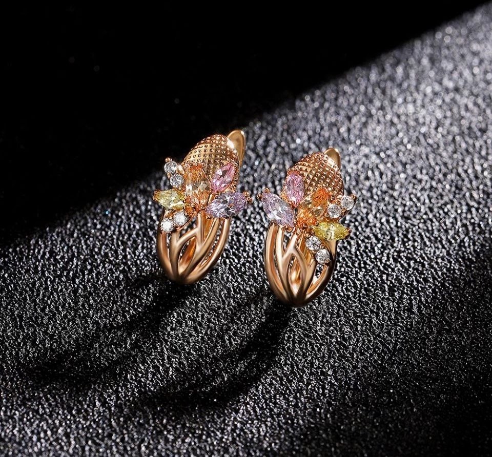 

Серьги женские классические Разноцветные камни Келли