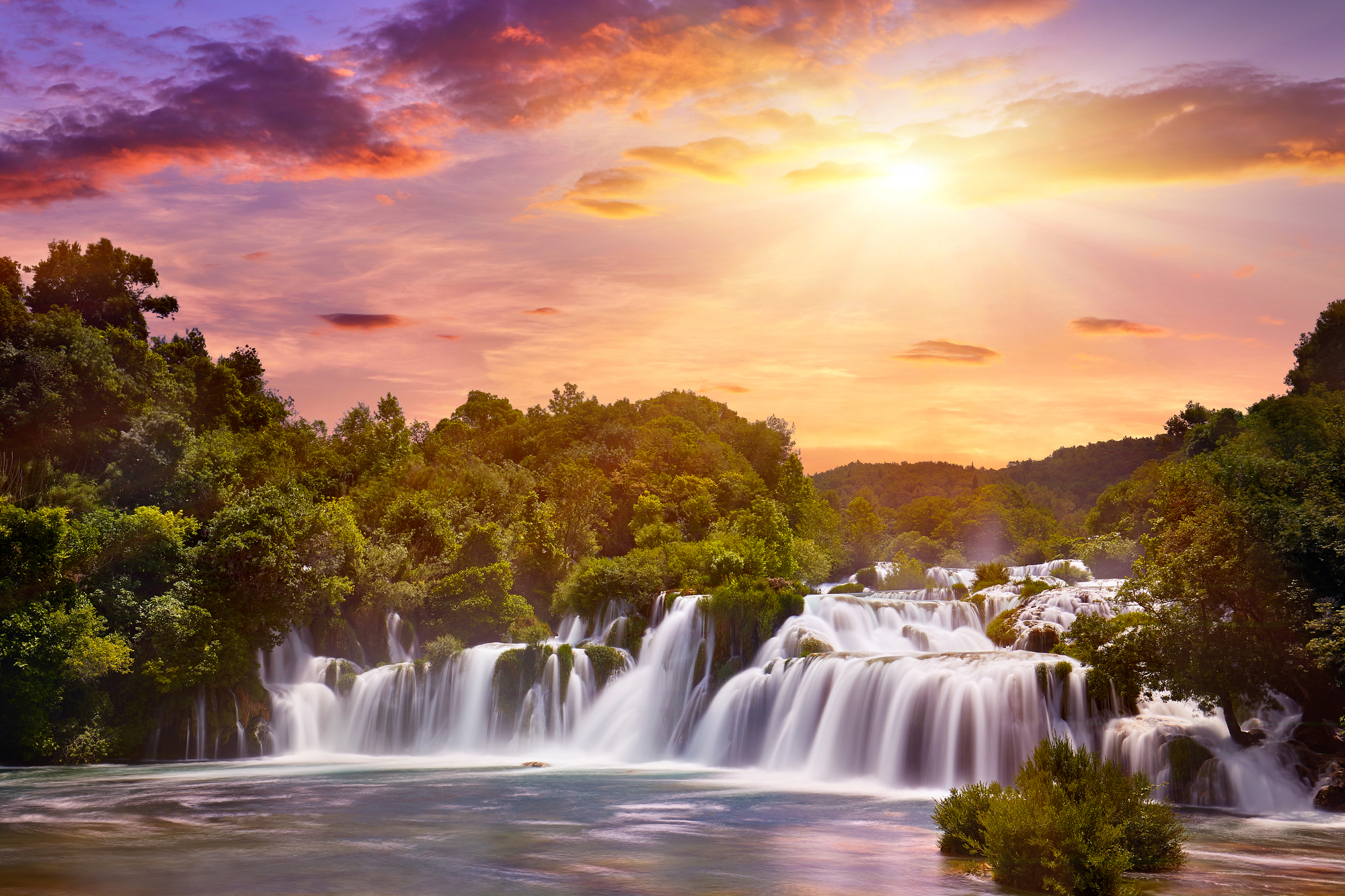 

Фотообои Природа 'Водопад' (4748) , Холст