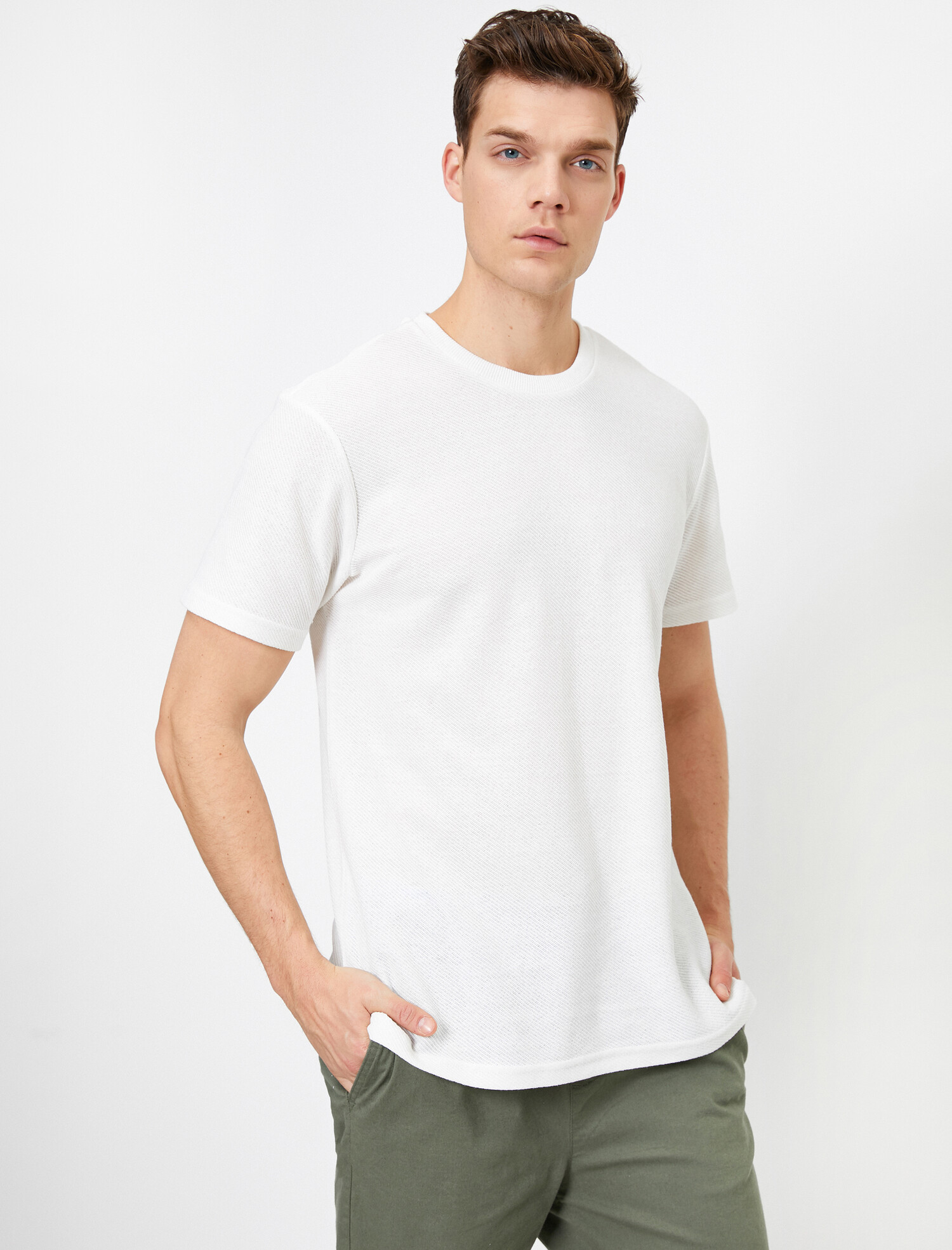 

Футболка Koton 0YAM11238LK-000 M White