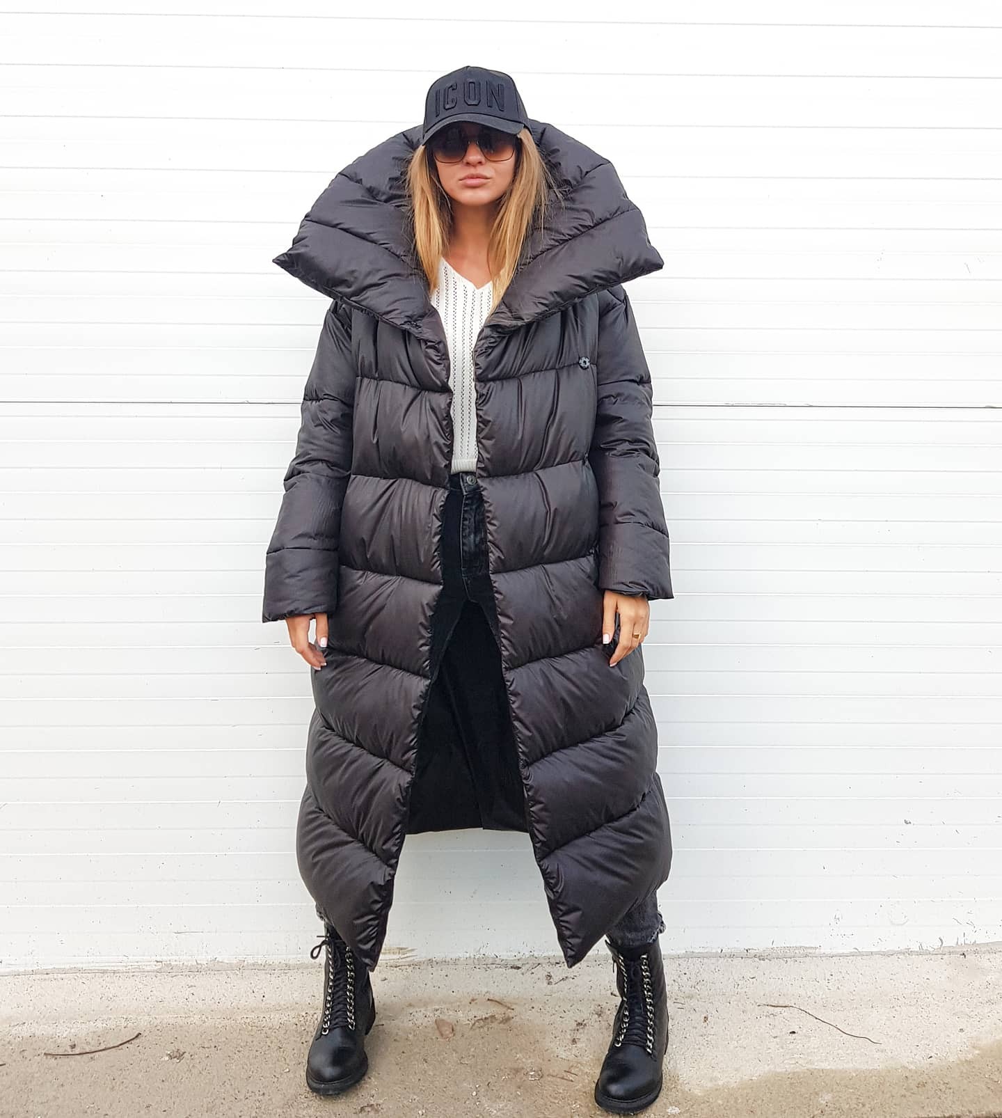 

Пуховик Lilo Total Black Oversize M черный