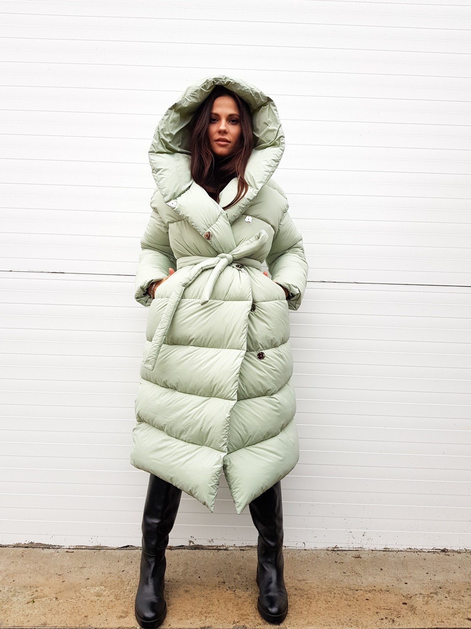 

Пуховик Lilo Total Olive Oversize M оливковый с капюшоном