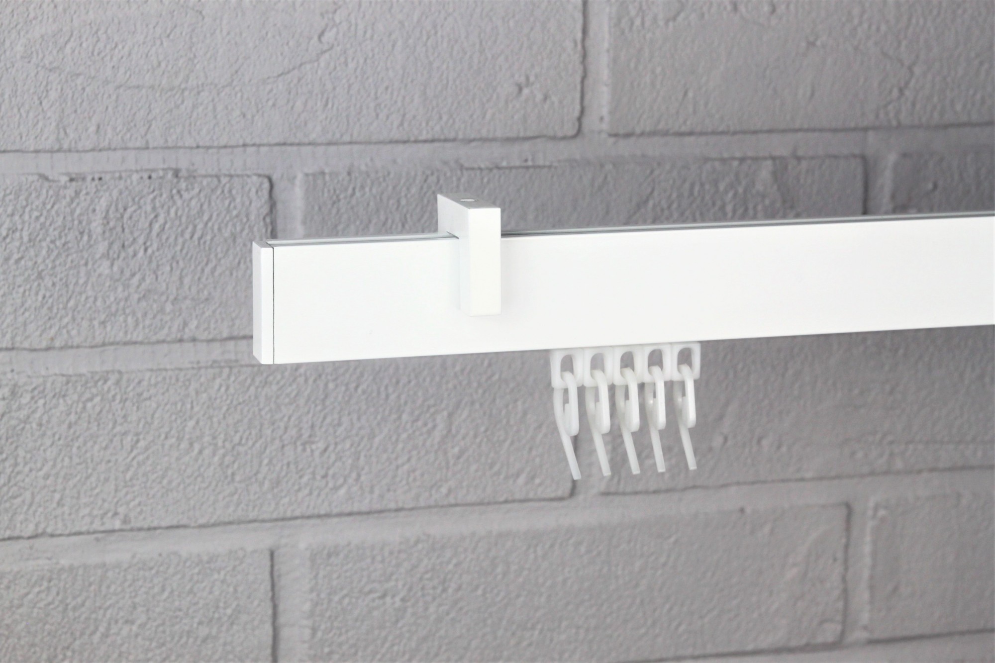 

Карниз стельовий 1-рядний Homs Decor Скарлайн 170 см Білий.