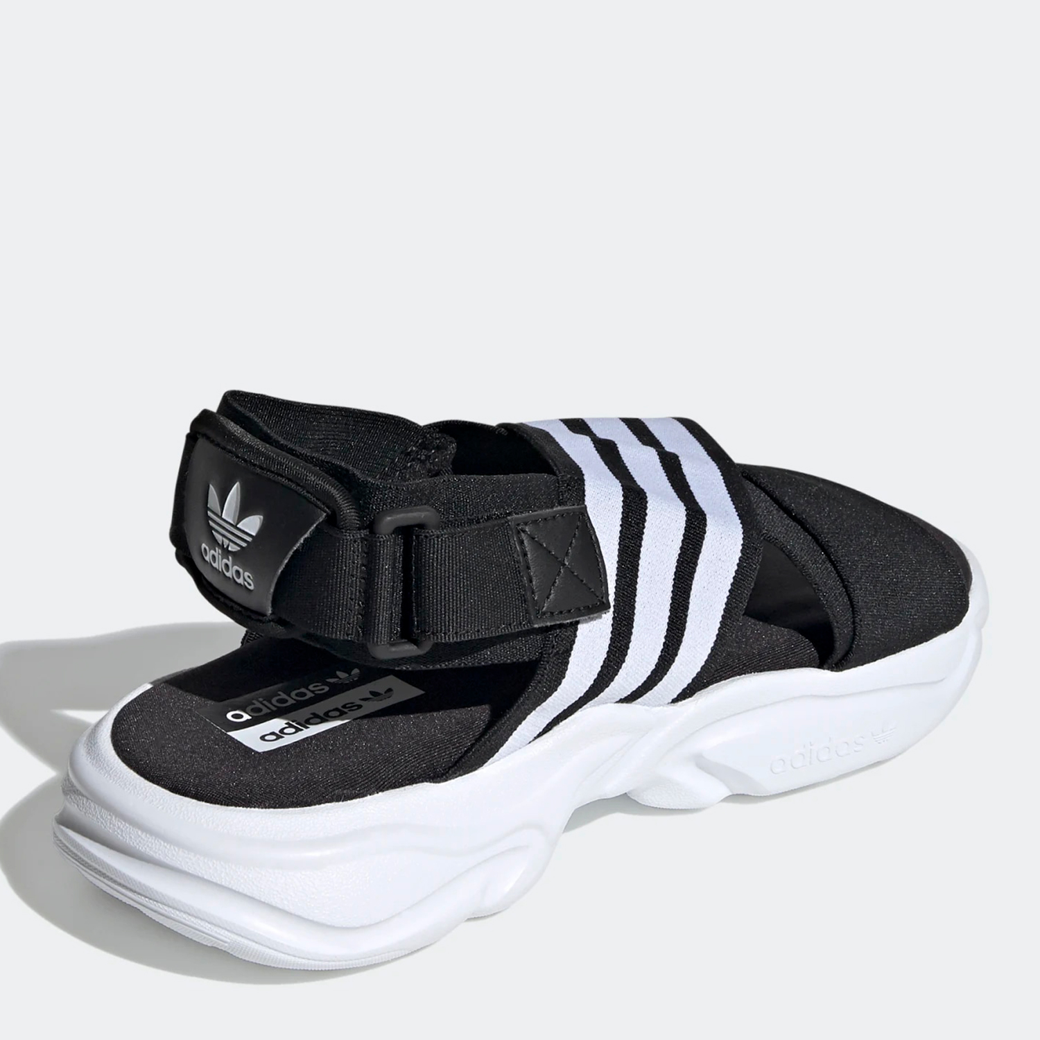 Сандалии Adidas Originals Magmur Sandal EF5863 38 (6) 24.5 см Core