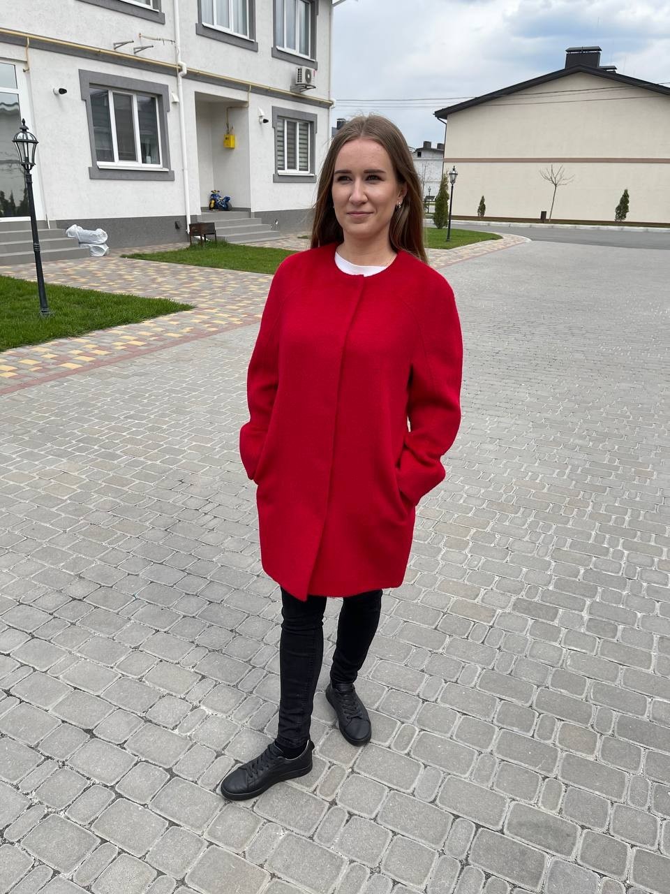 

Женское пальто Albanto 9874W 44 Красный