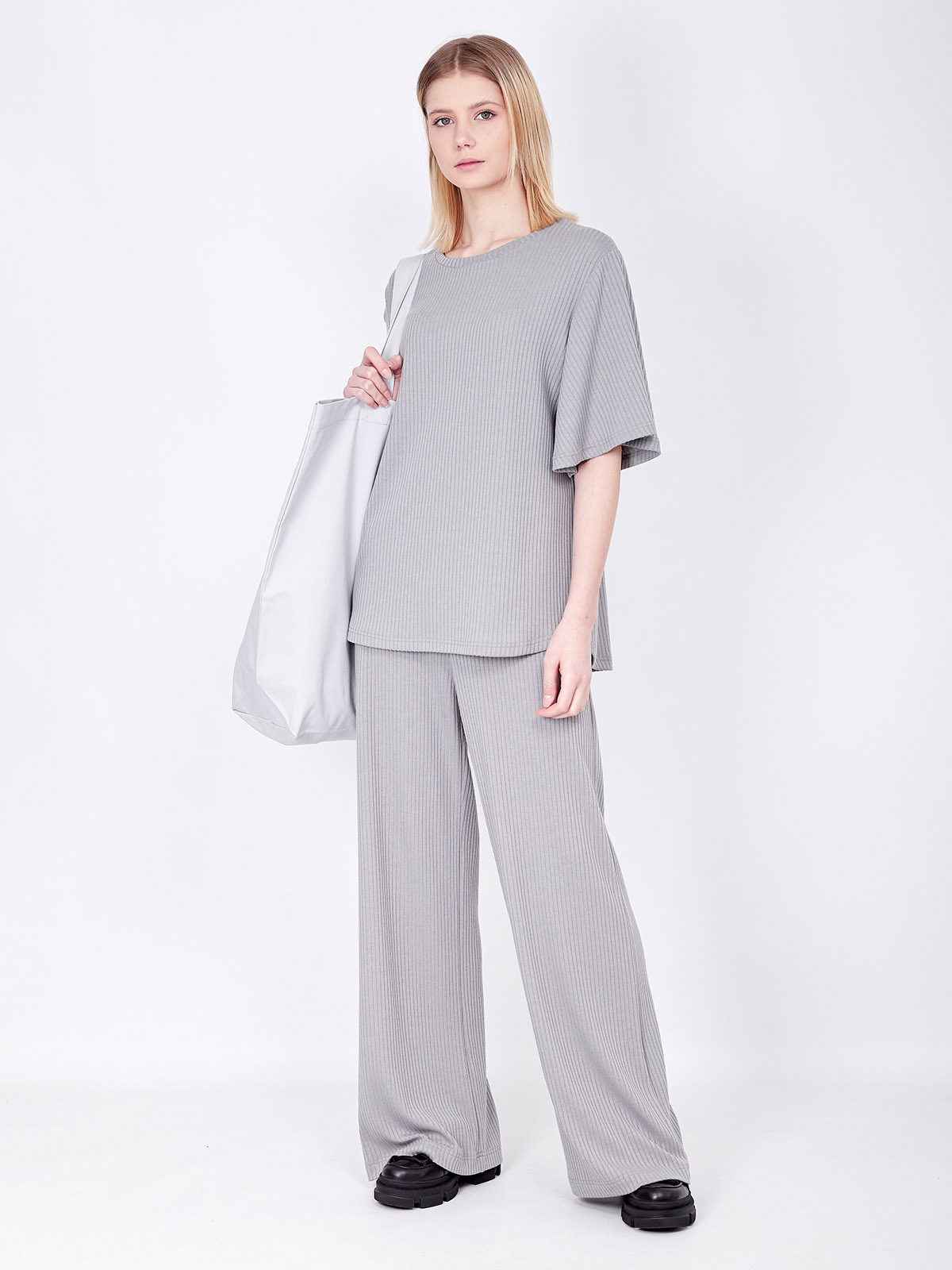 

Брюки женские Fromus широкие рубчик XL(48) Светло-серый 2481-4