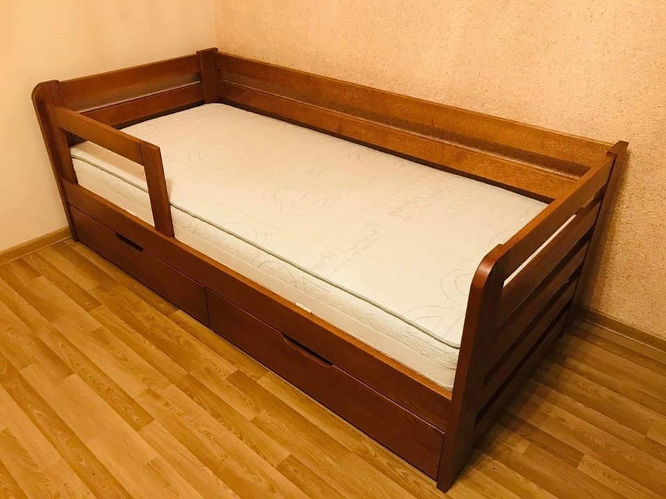 

Детская односпальная подростковая кровать из массива дуба Винни 90х200 Tin 107 коричневый Шаг ламелей 5,5 см. 2 ящика на направляющих