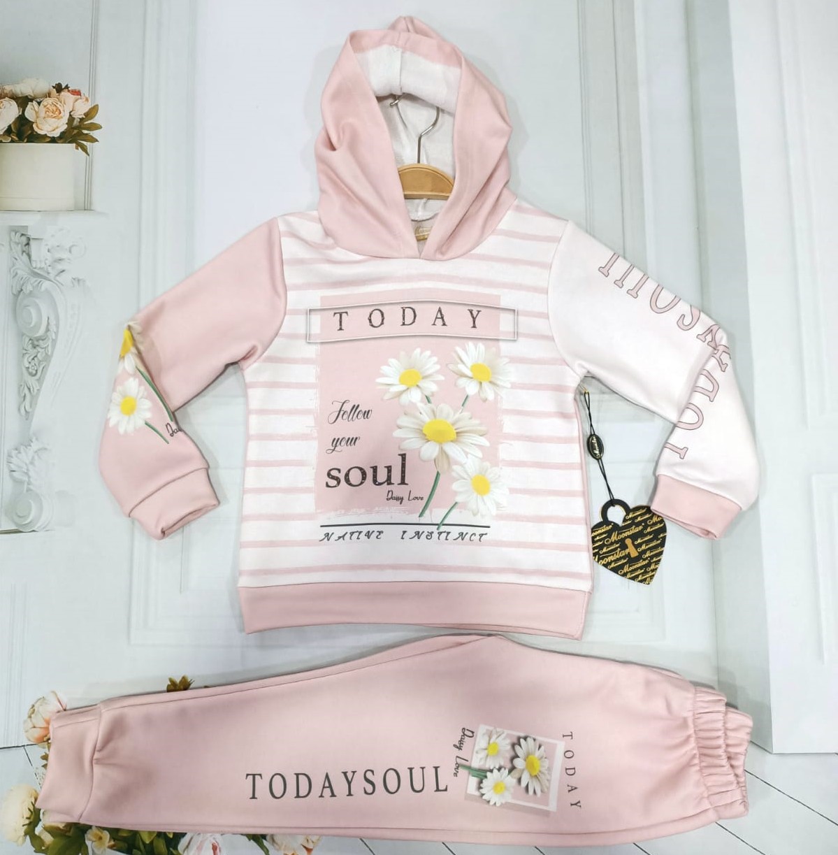 

Комплект (свитшот с капюшоном + брючки) MOONSTAR SOUL PINK 98 см