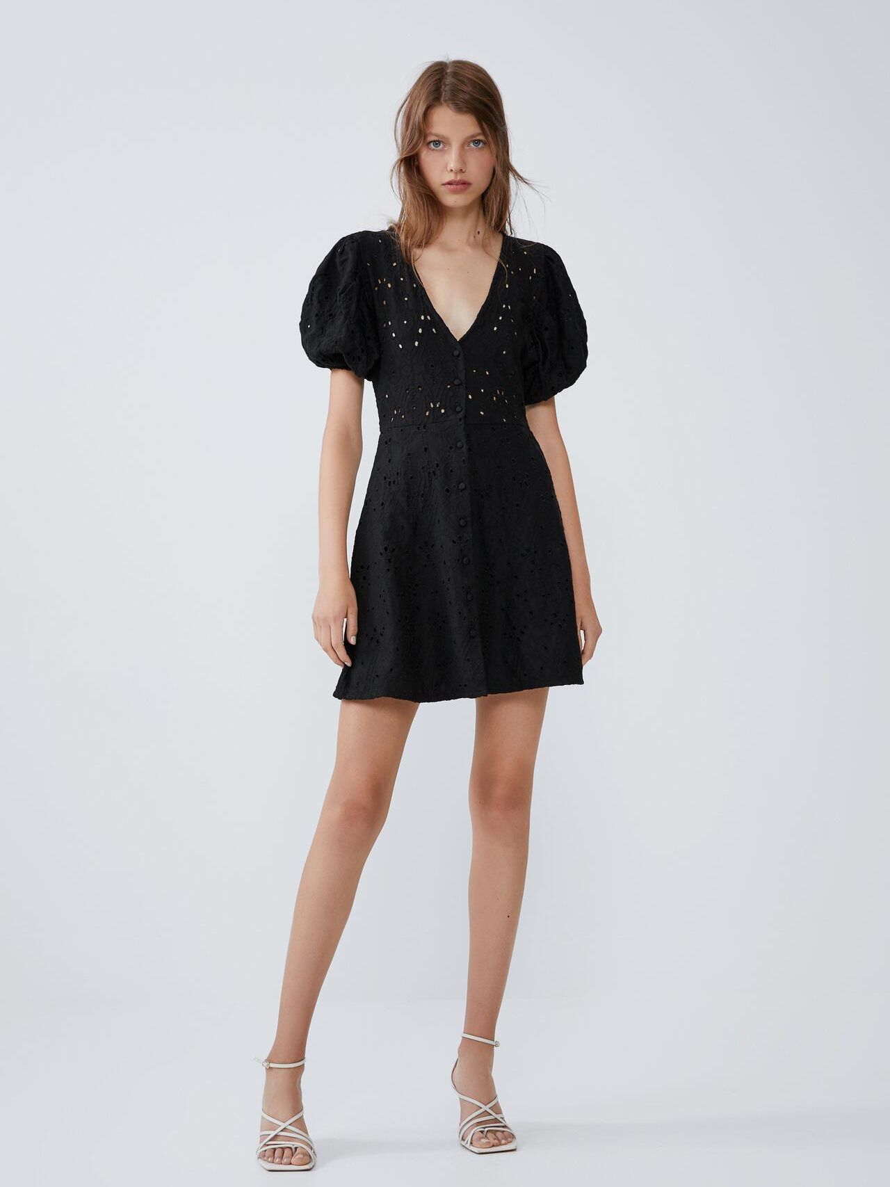 

Платье Zara 6050/908/800-AAAD M Черное