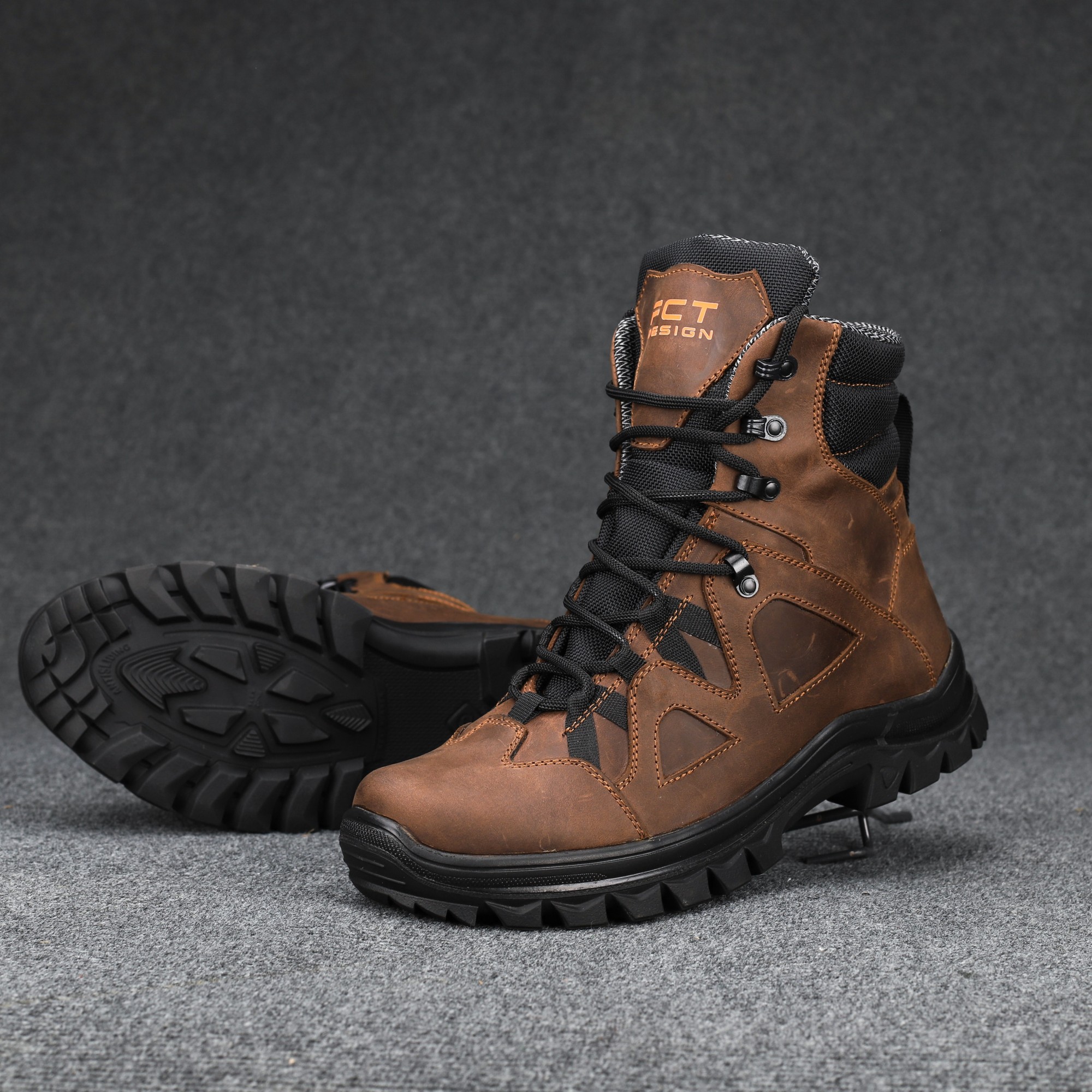 

Берцы FCTdesign Сармат кожа Crazy horse 42 коричневые