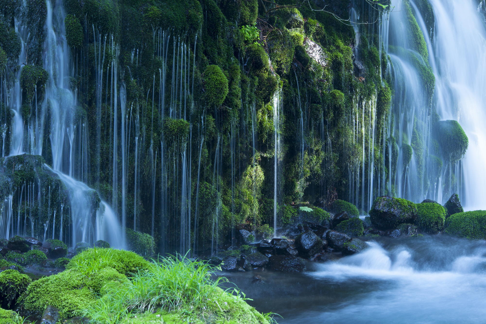 

Фотообои Природа 'Красивый водопад' (3610) , Мелкий песок