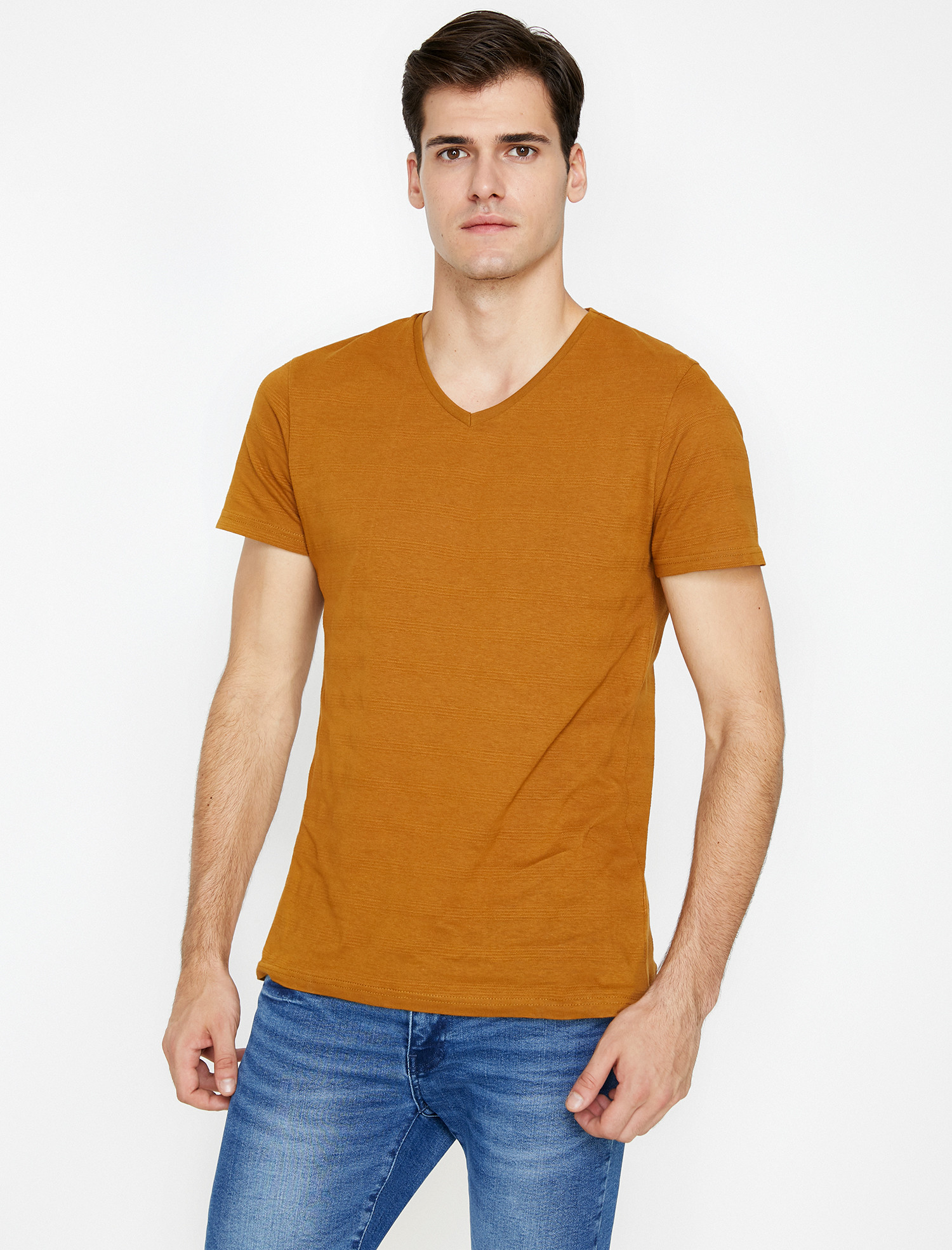 

Футболка Koton 9KAM12260OK-159 M Mustard