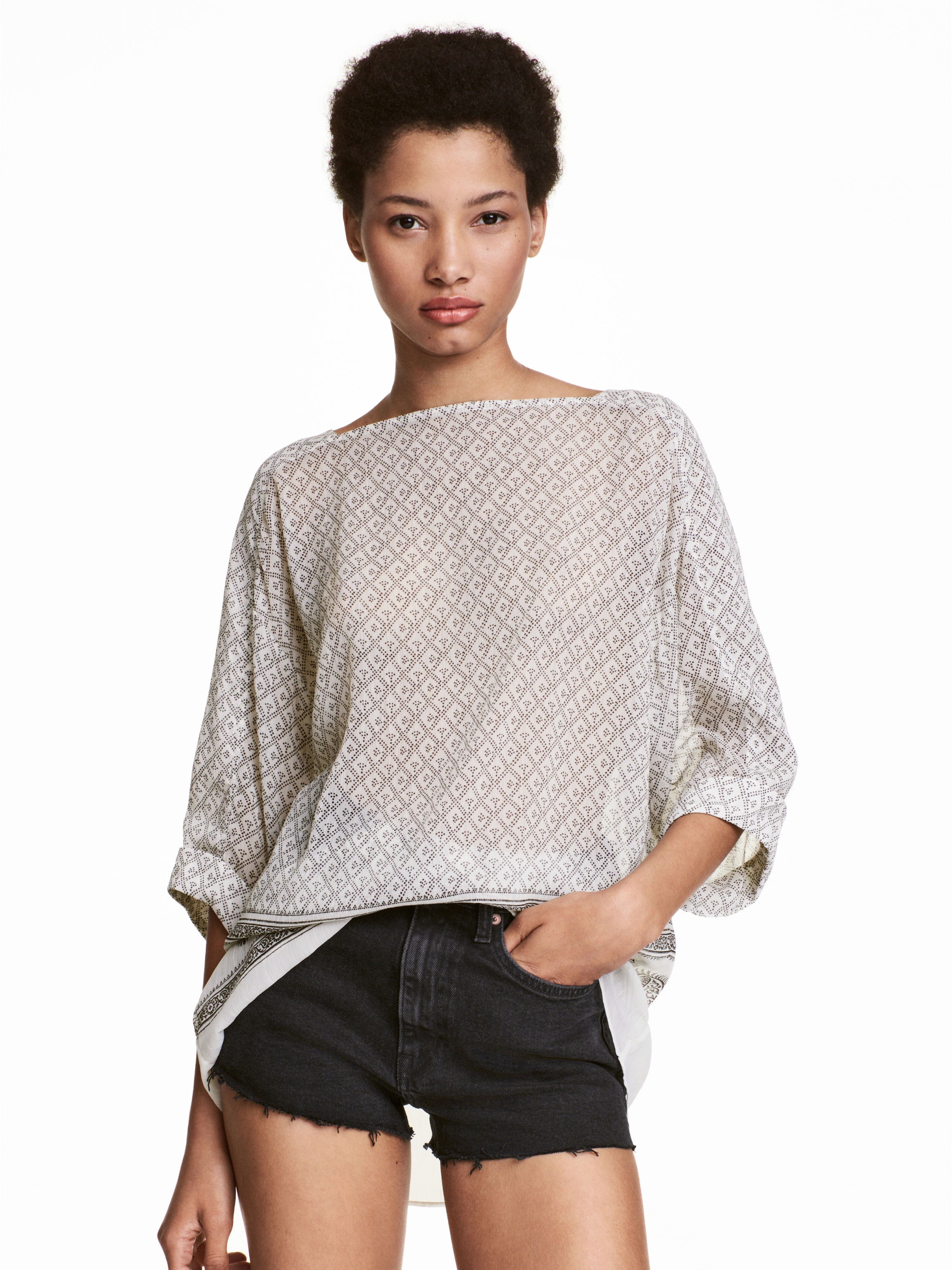

Блузка H&M 5228466 32 Светло-бежевая с рисунком