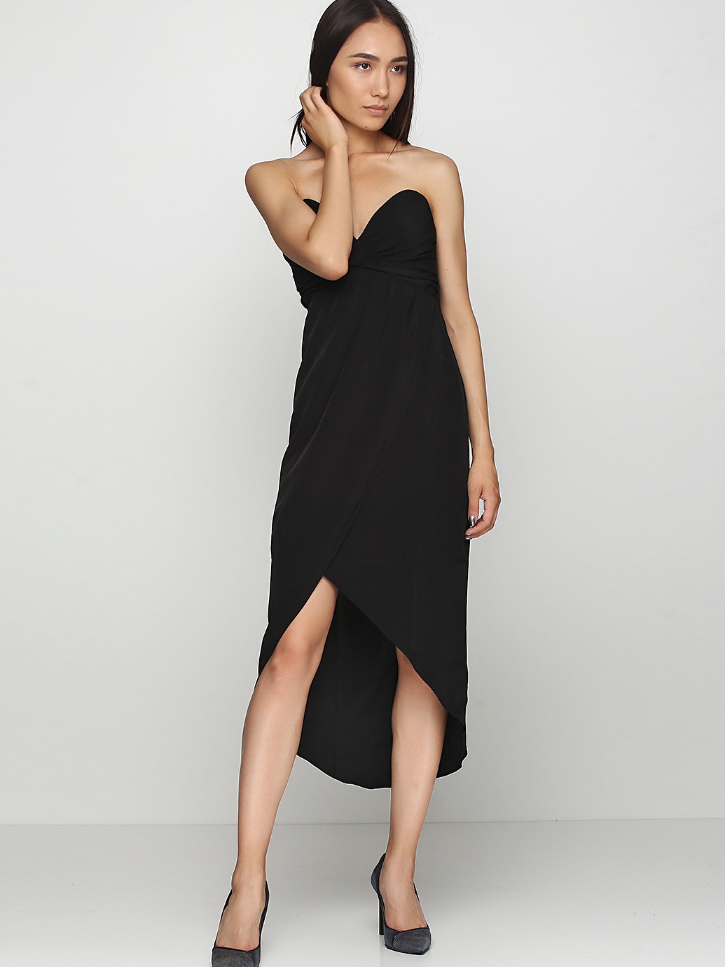 

Платье H&M 3495752 34 Черное