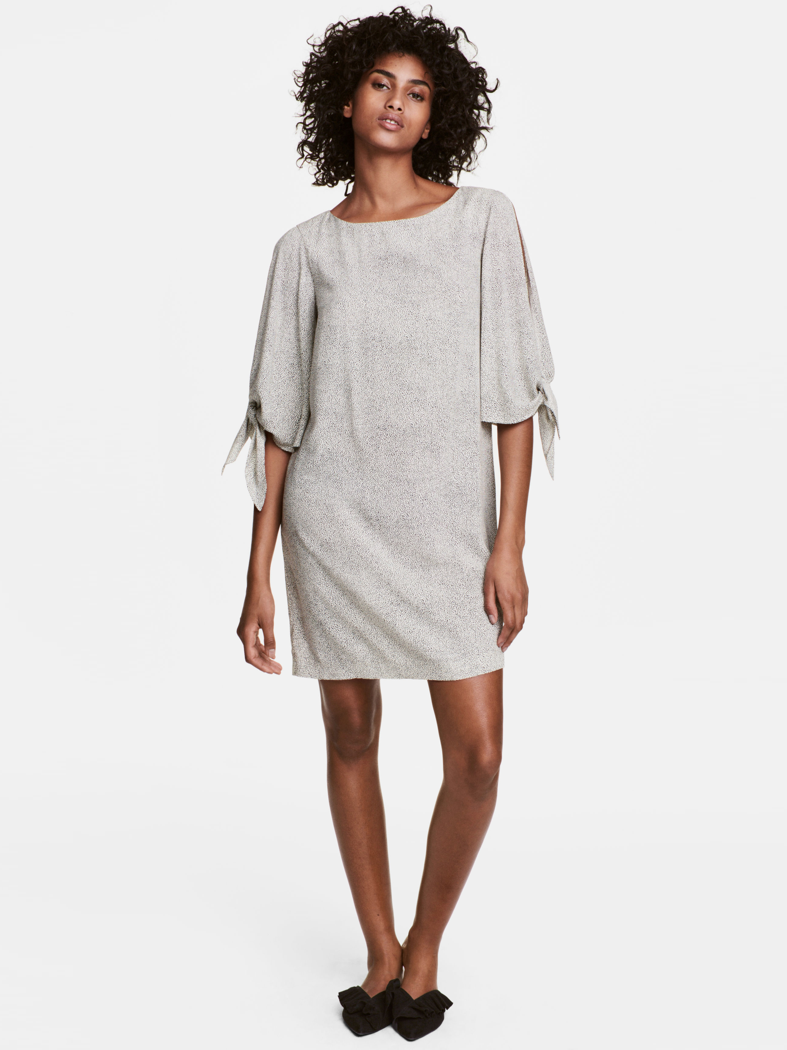 

Платье H&M 5239506 32 Натуральное белое в горошек